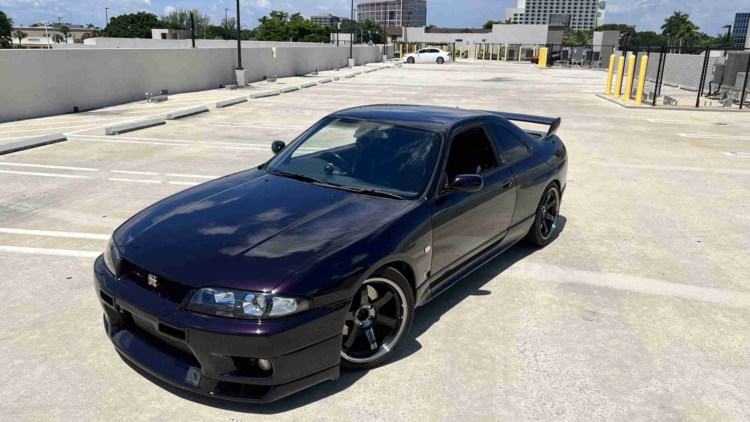 1997 Nissan Skyline GTR V-Spec R33 1 of 118 Midnight purple VSPEC – Low Miles – OEM+ Modified full