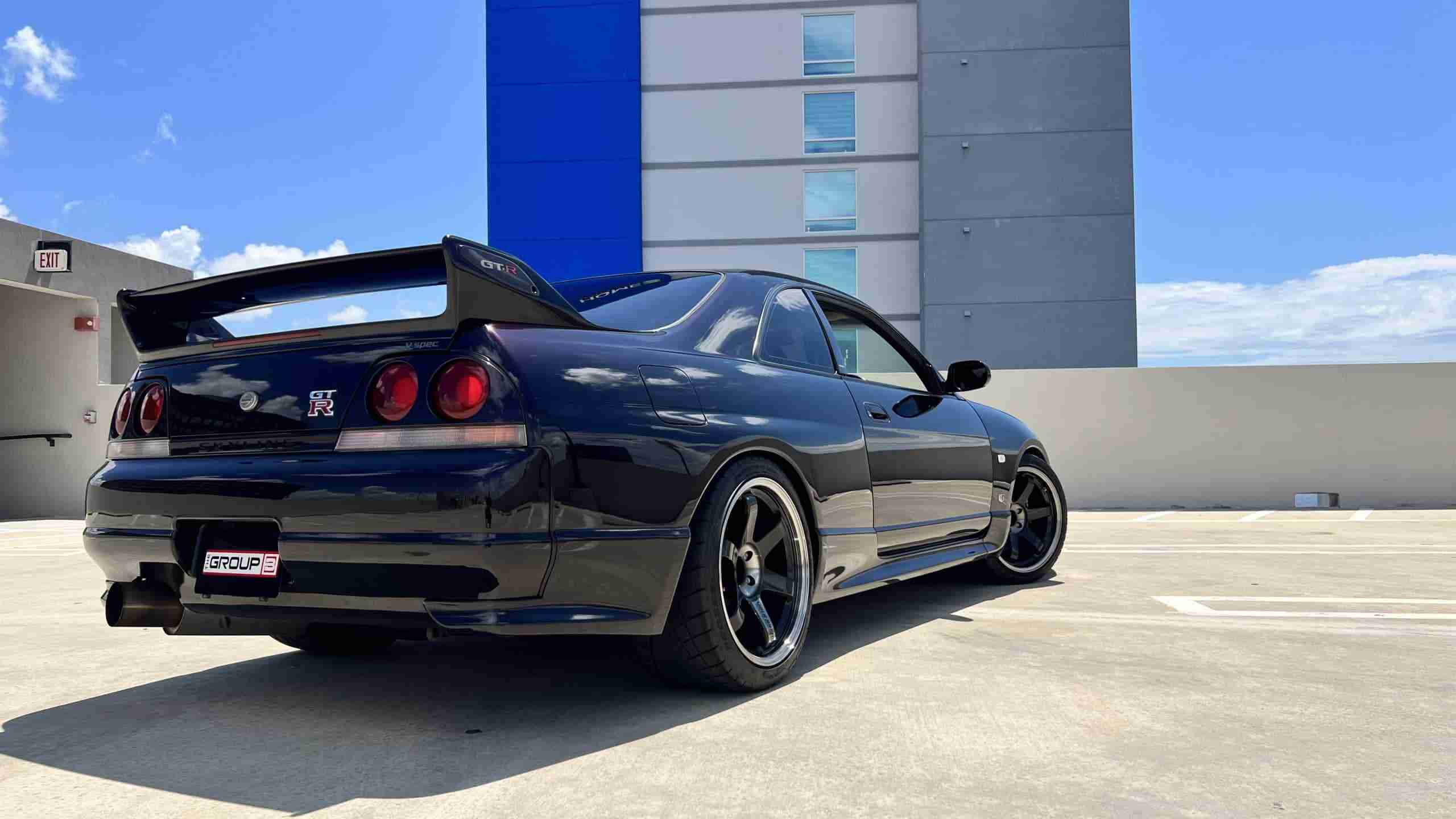 1997 Nissan Skyline GTR V-Spec R33 1 of 118 Midnight purple VSPEC – Low Miles – OEM+ Modified full