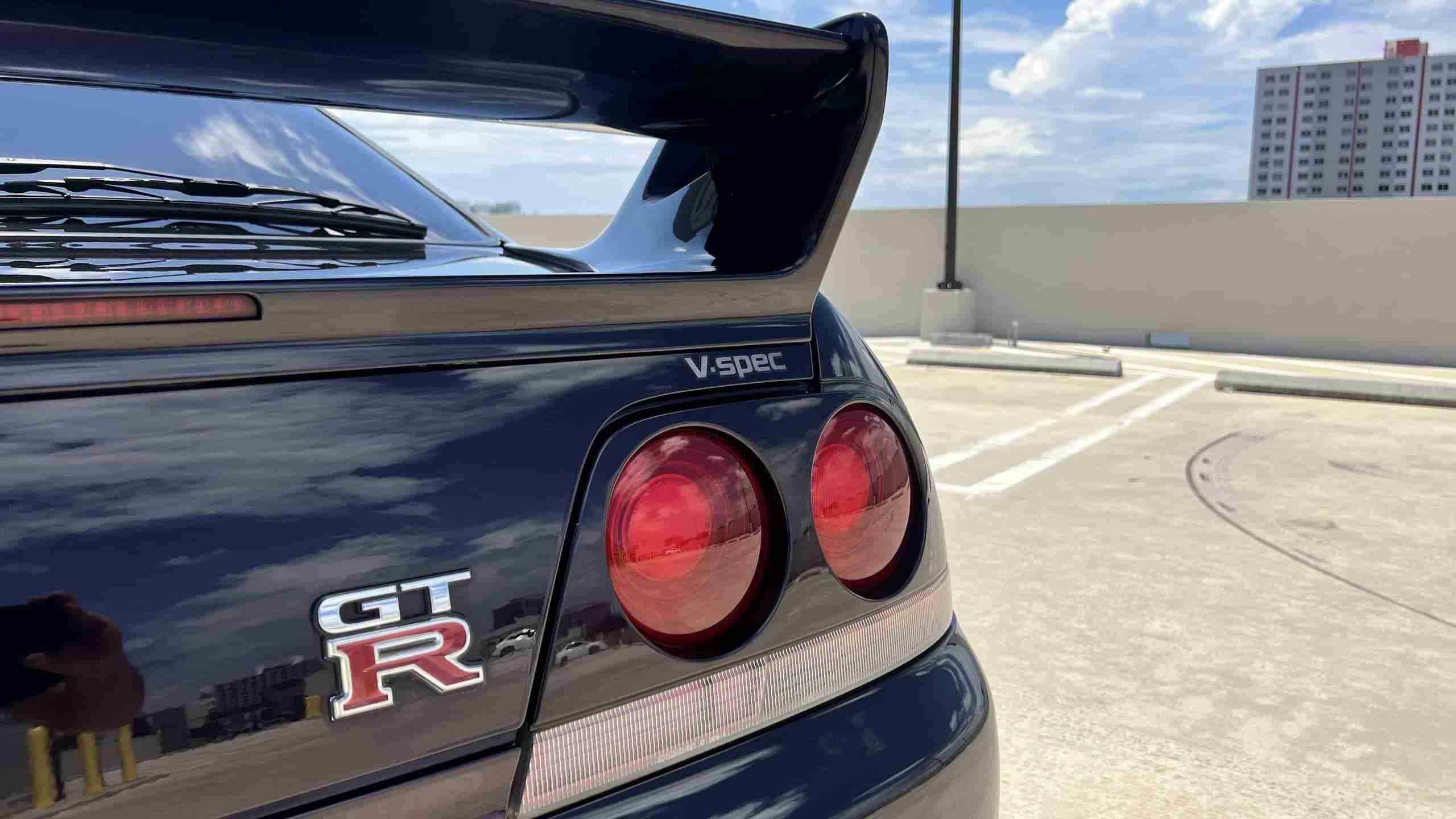 1997 Nissan Skyline GTR V-Spec R33 1 of 118 Midnight purple VSPEC – Low Miles – OEM+ Modified full