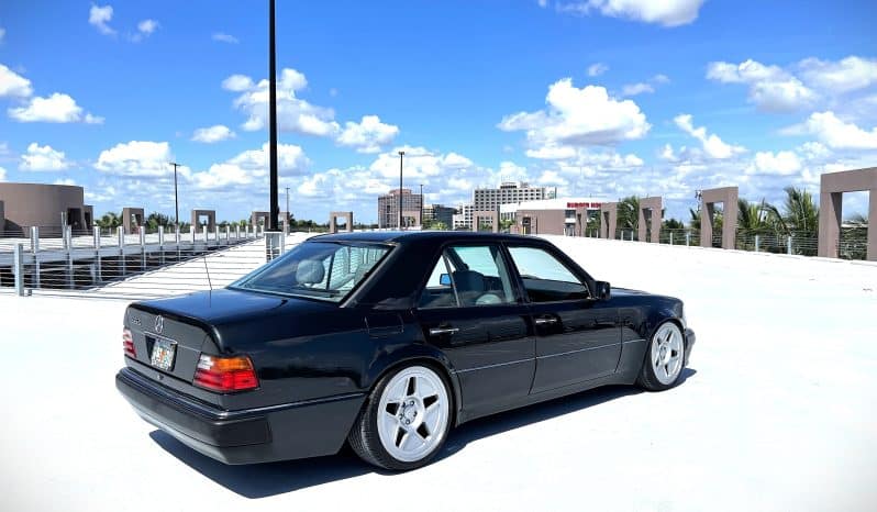 
 1991 Mercedes-Benz 500E full									