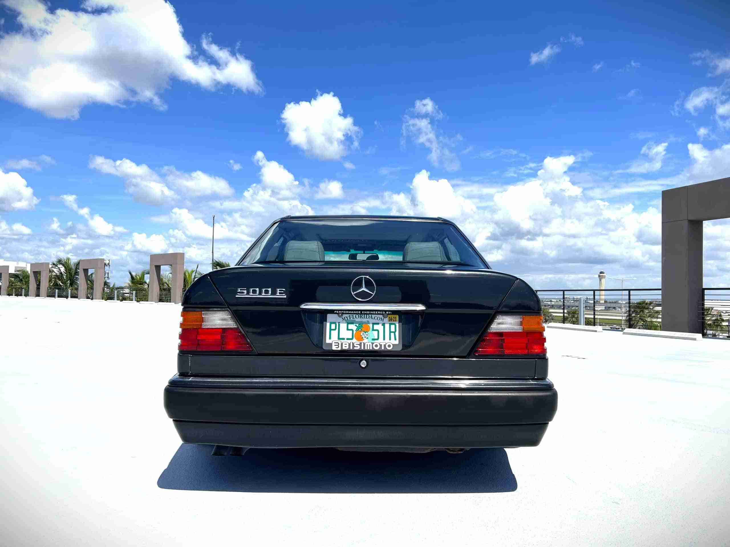 1991 Mercedes-Benz 500E full