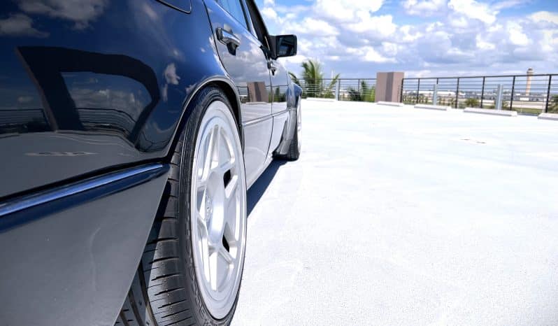 
 1991 Mercedes-Benz 500E full									