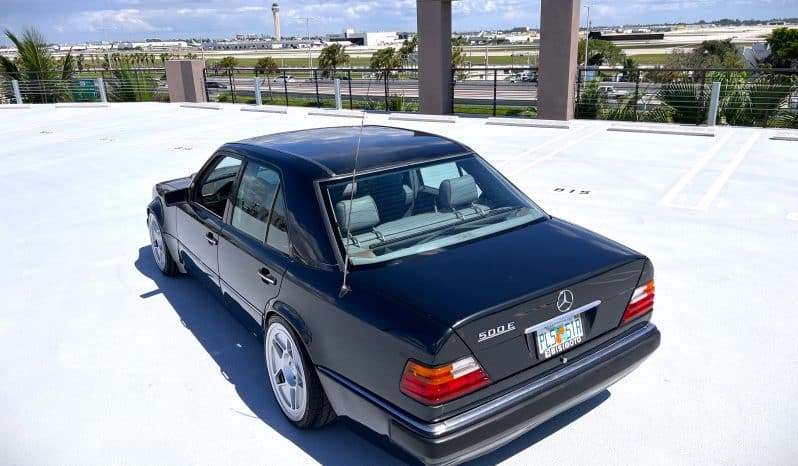 
 1991 Mercedes-Benz 500E full									