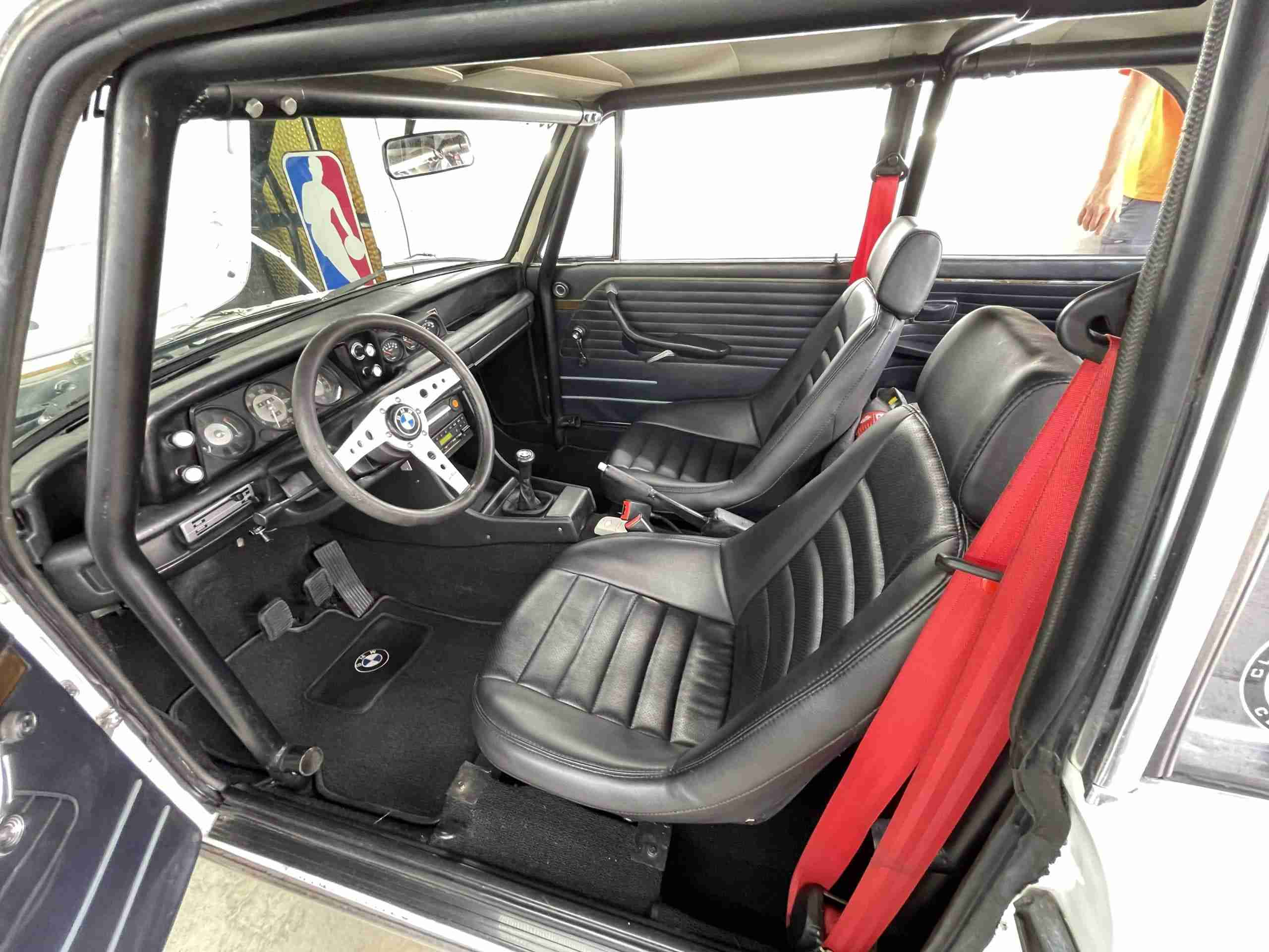 1973 BMW 2002 Euro Spec full