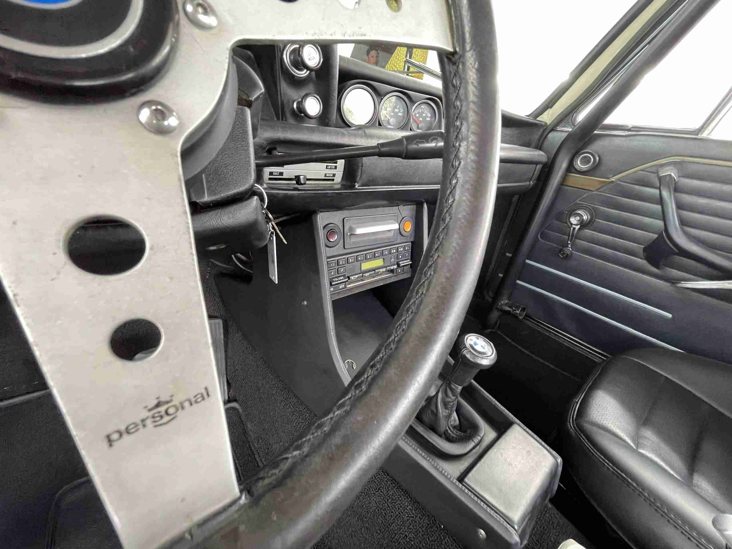 1973 BMW 2002 Euro Spec full