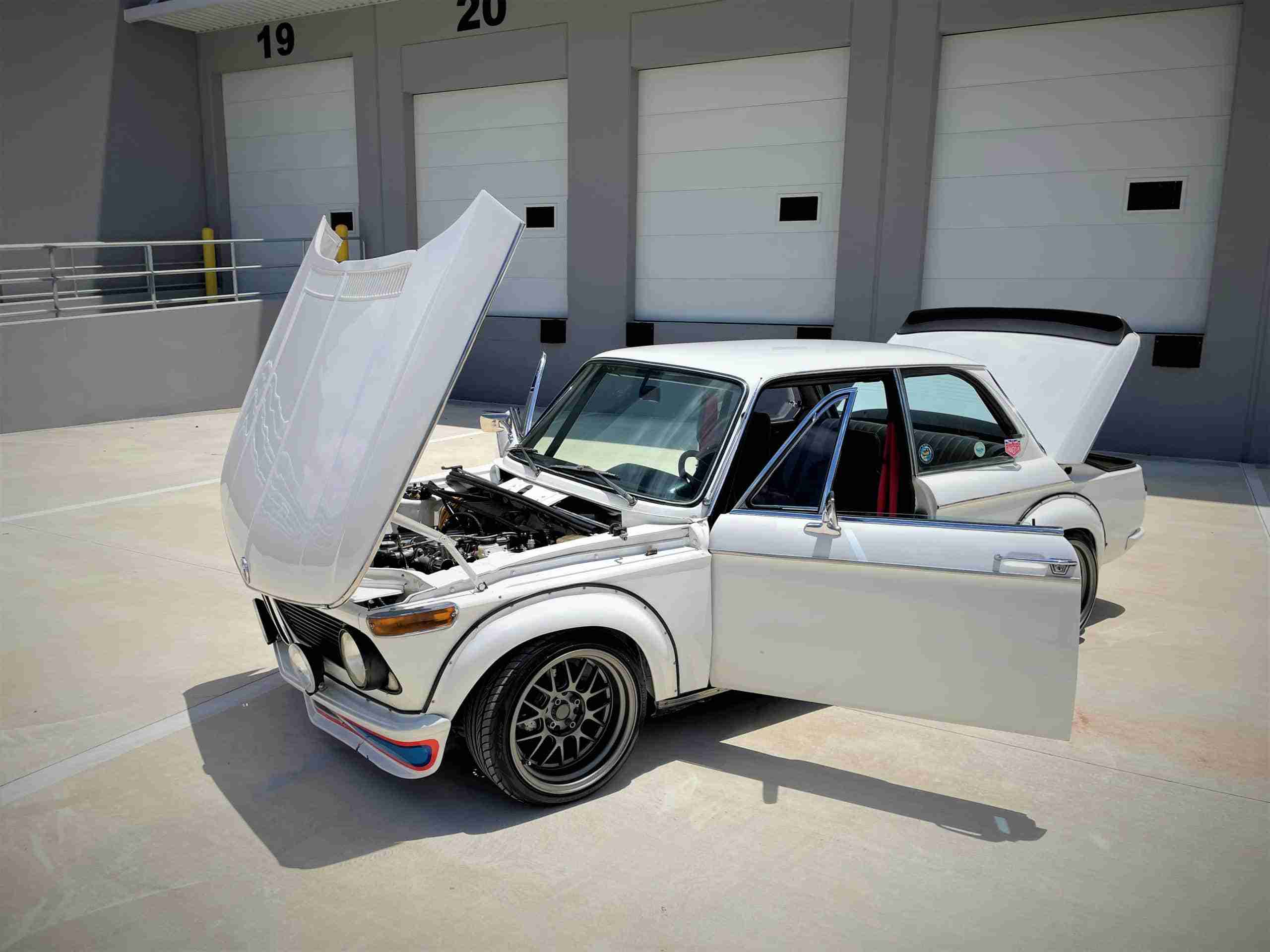 1973 BMW 2002 Euro Spec full