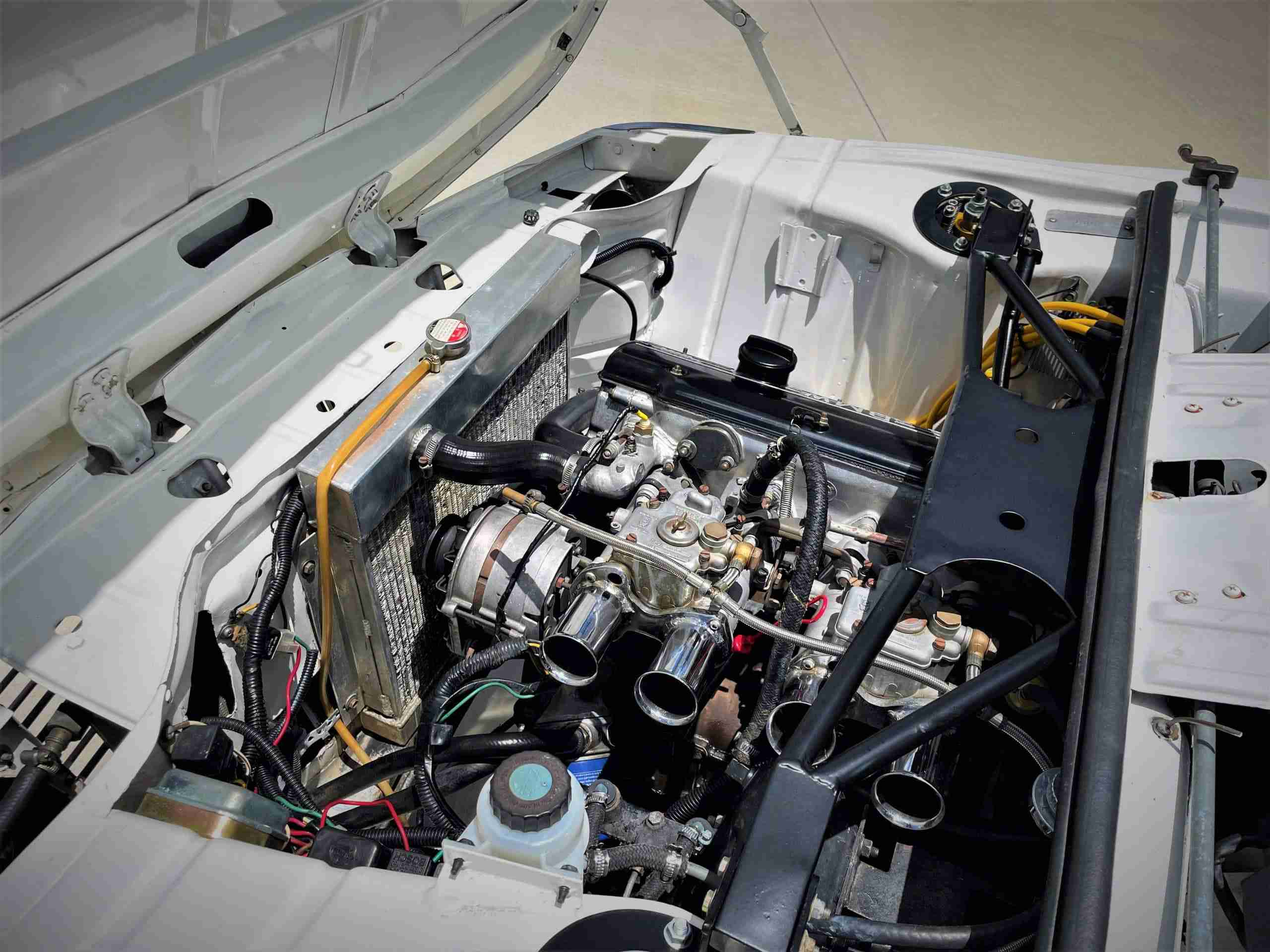 1973 BMW 2002 Euro Spec full