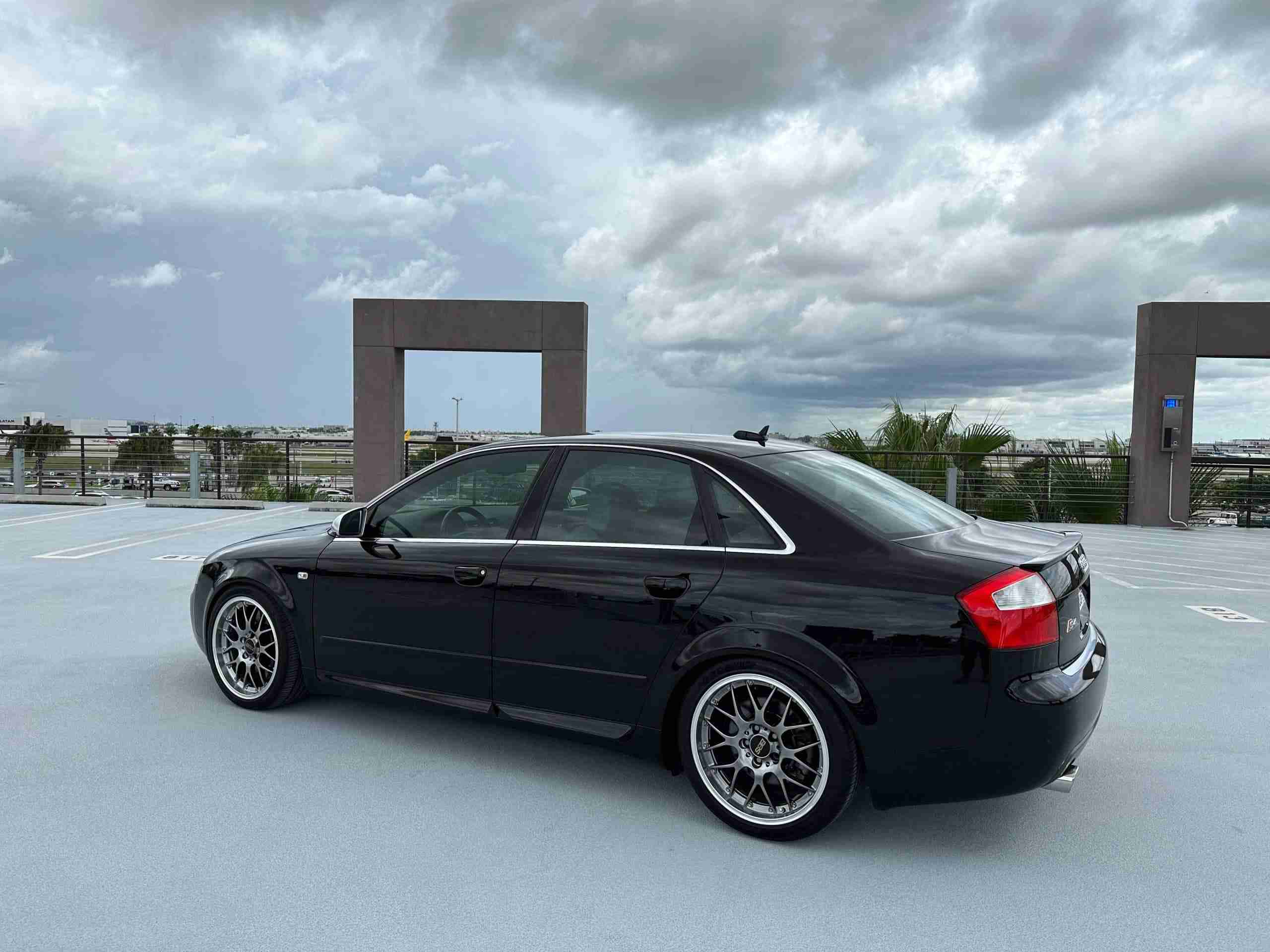 2005 Audi S4 V8 6spd B6 full