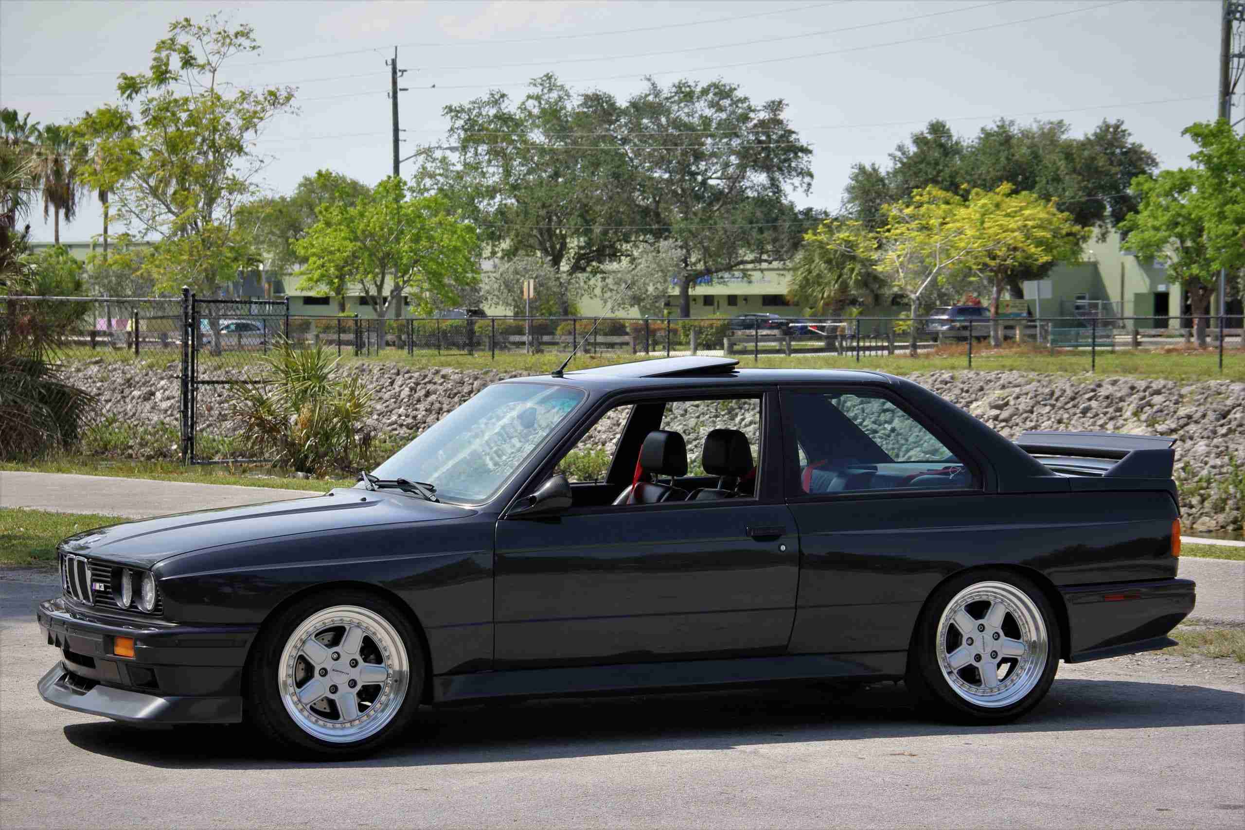 1990 BMW E30 M3 – Many Evo DTM Upgrades – Carbon Airbox – ACS Wheels/Suspension full