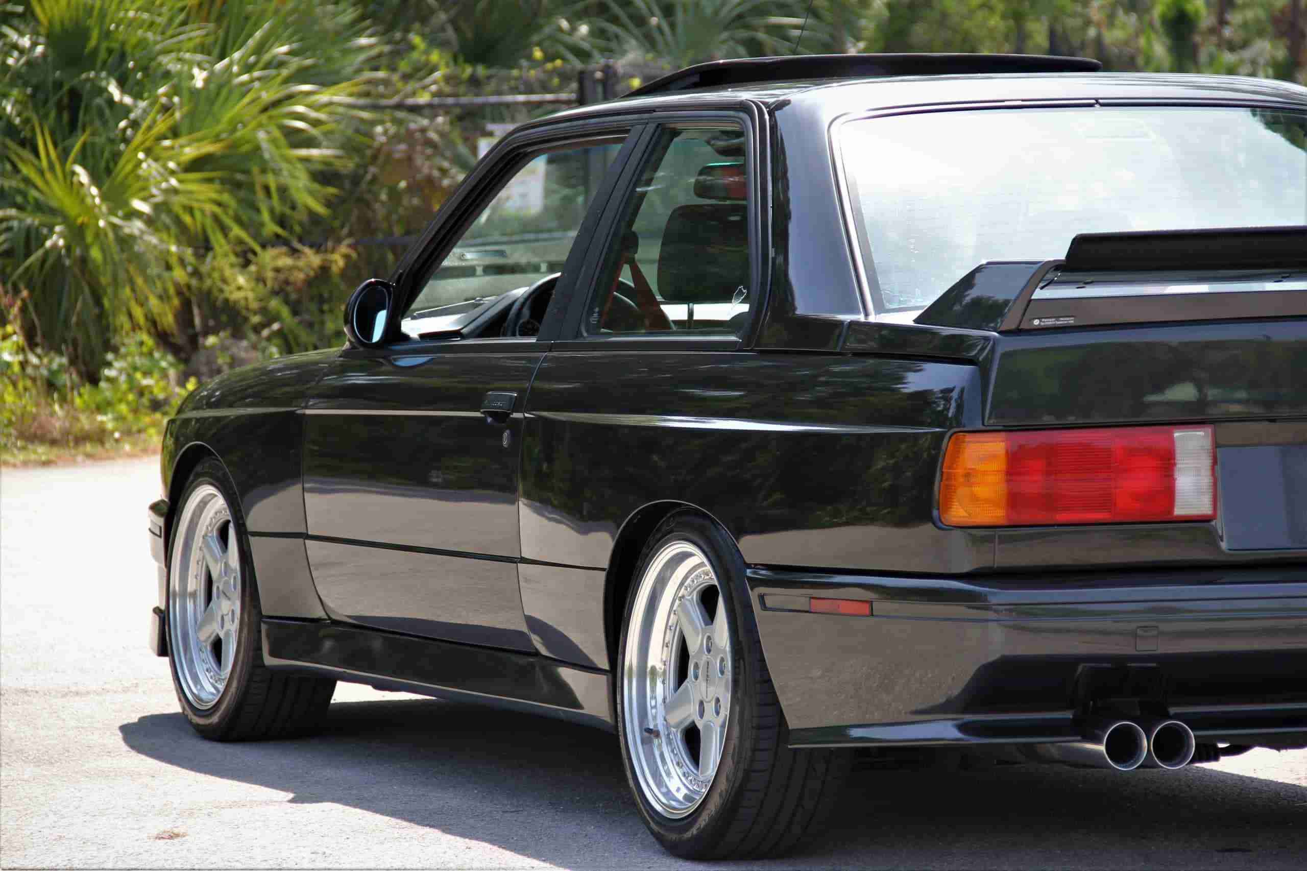 1990 BMW E30 M3 – Many Evo DTM Upgrades – Carbon Airbox – ACS Wheels/Suspension full