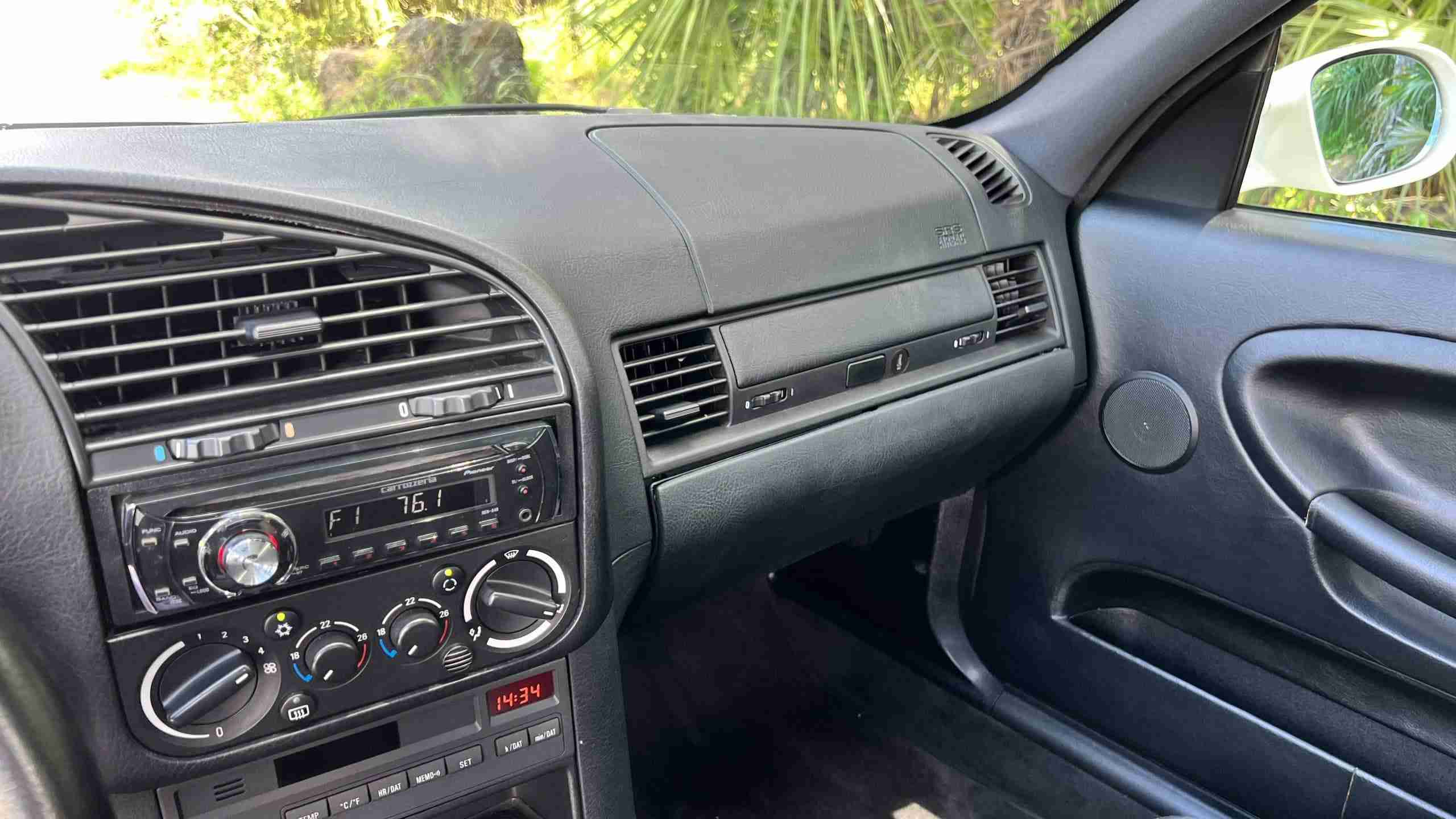 1994 BMW M3 E36 Euro Spec – Alpine White – Slicktop – 47k Miles full