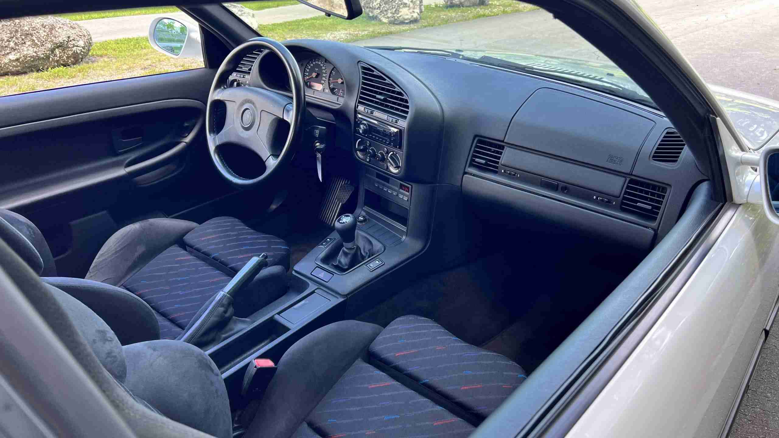 1994 BMW M3 E36 Euro Spec – Alpine White – Slicktop – 47k Miles full