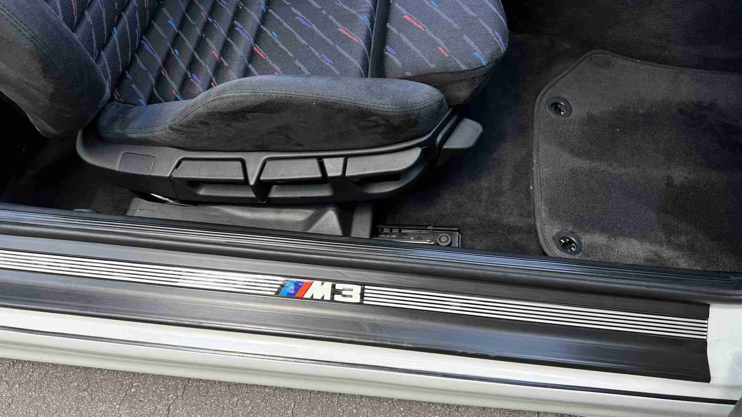 1994 BMW M3 E36 Euro Spec – Alpine White – Slicktop – 47k Miles full