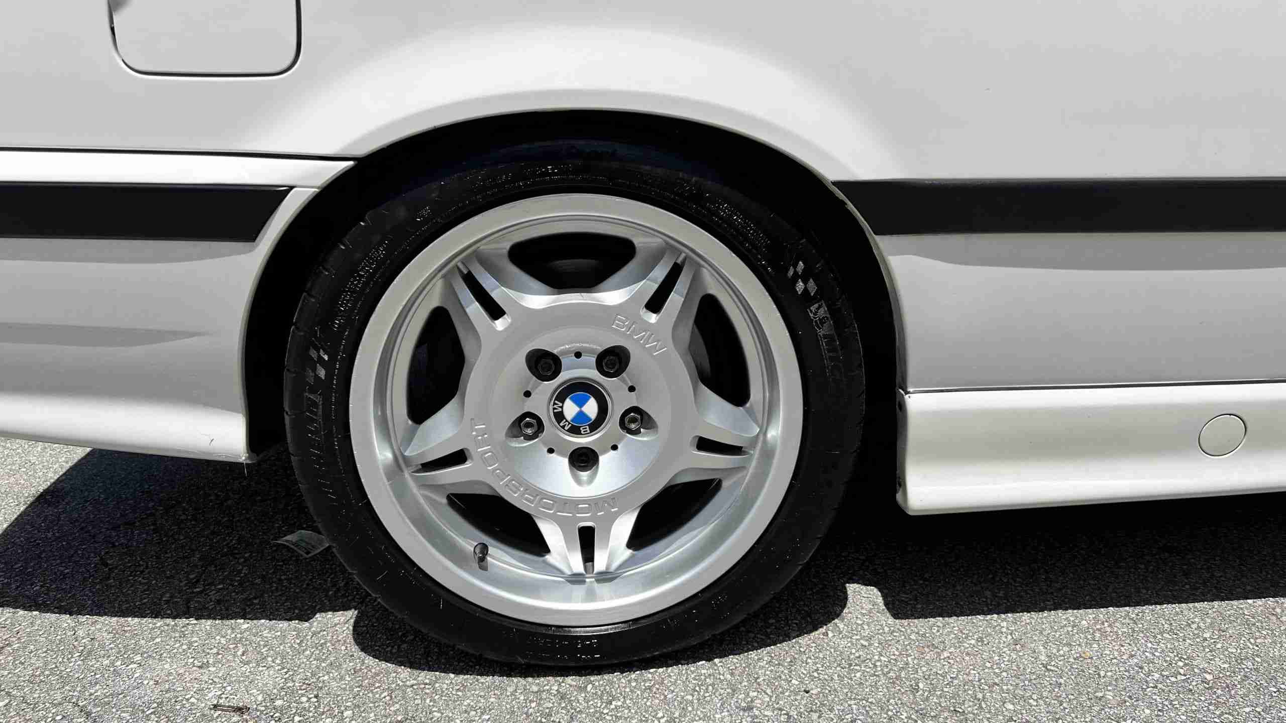 1994 BMW M3 E36 Euro Spec – Alpine White – Slicktop – 47k Miles full