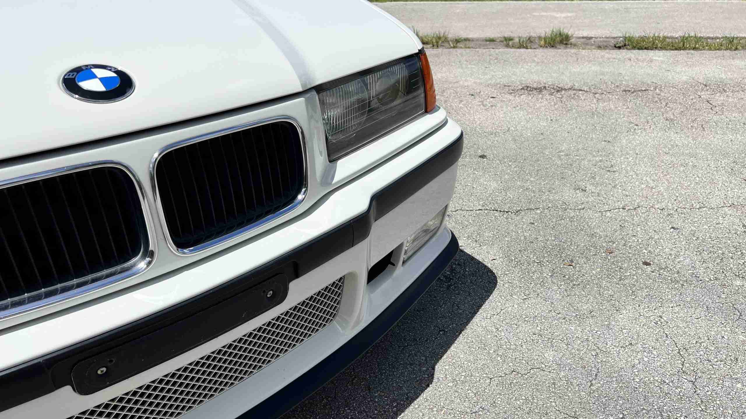 1994 BMW M3 E36 Euro Spec – Alpine White – Slicktop – 47k Miles full