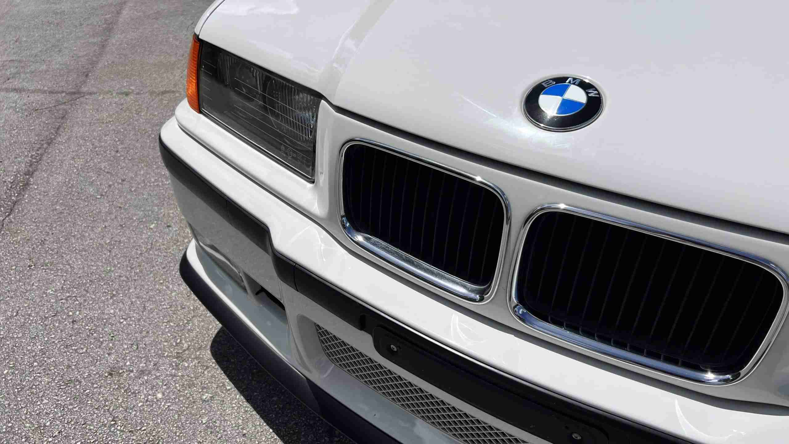 1994 BMW M3 E36 Euro Spec – Alpine White – Slicktop – 47k Miles full