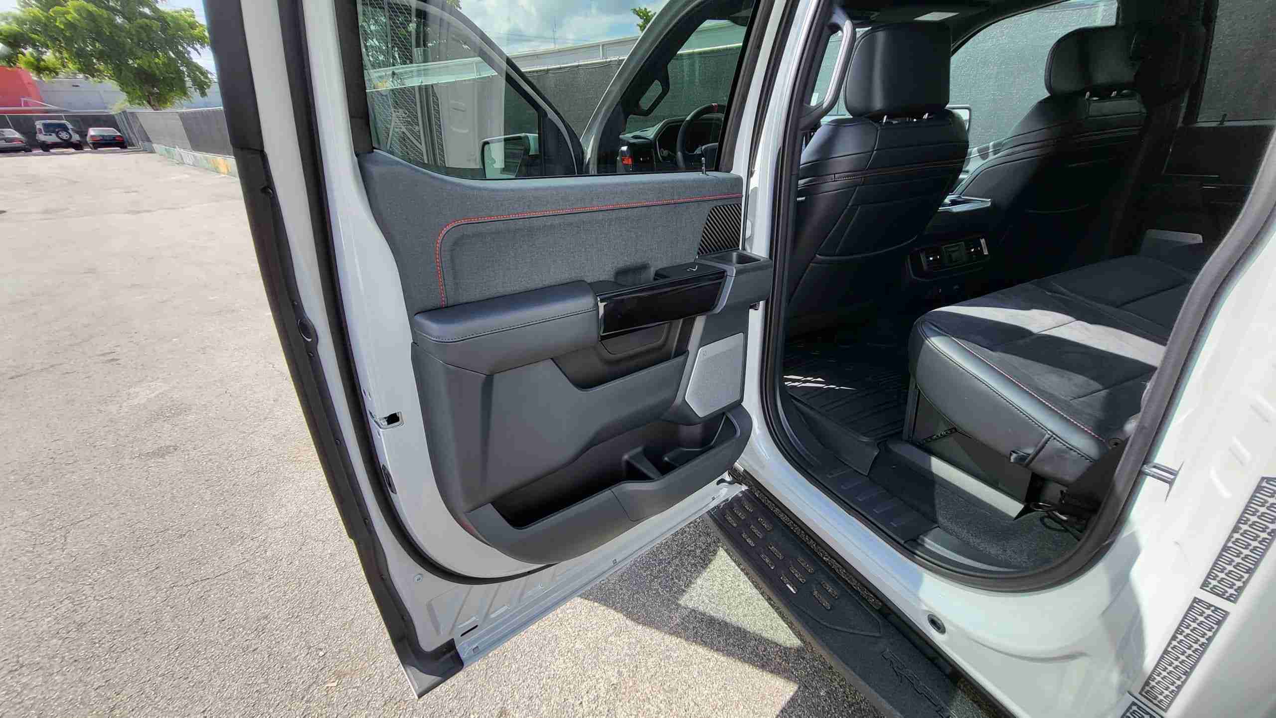 2023 Ford F-150 RAPTOR R 1 Owner BRAND NEW only 52 Miles Loaded $111k Window Sticker full
