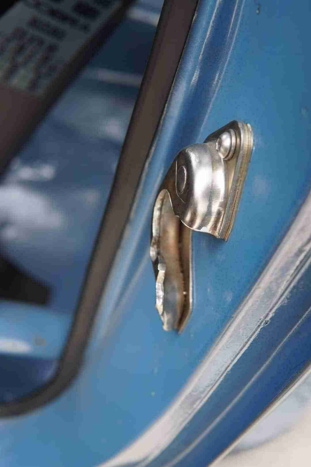 1971 Datsun 510 Street / Track- 220HP 2.3L – Mikuni Carb 44MM – Full Build – 40 years 1 Owner full