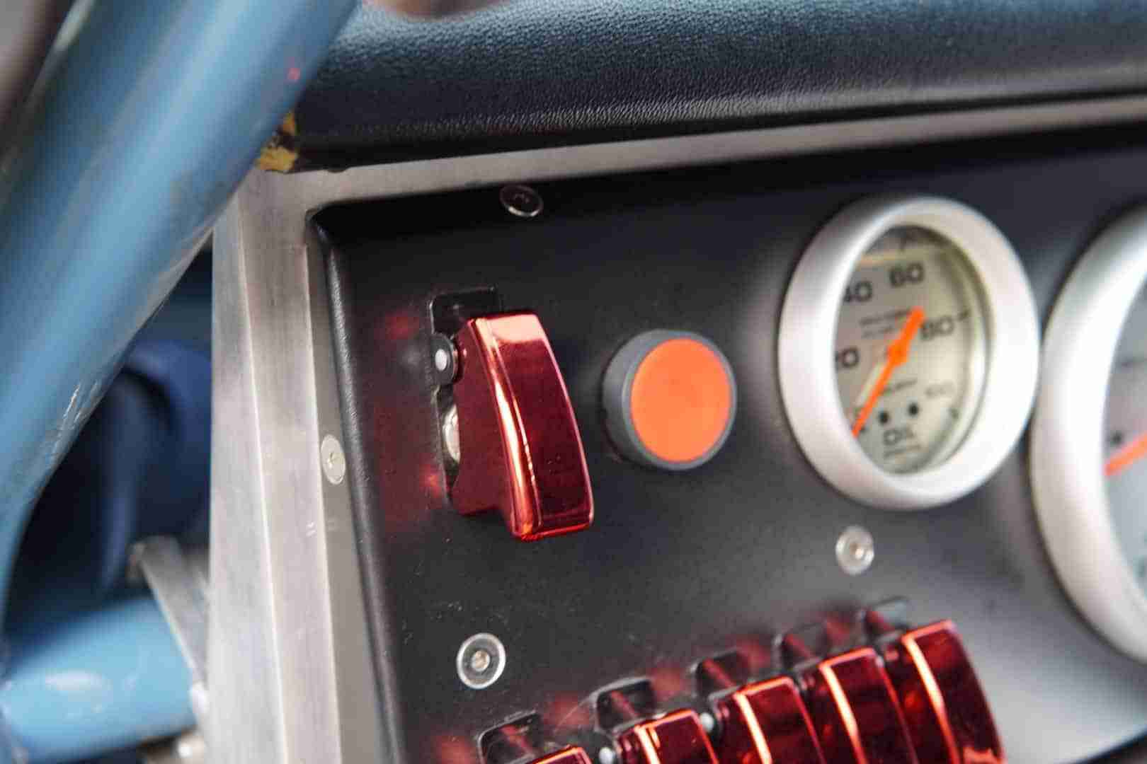 1971 Datsun 510 Street / Track- 220HP 2.3L – Mikuni Carb 44MM – Full Build – 40 years 1 Owner full