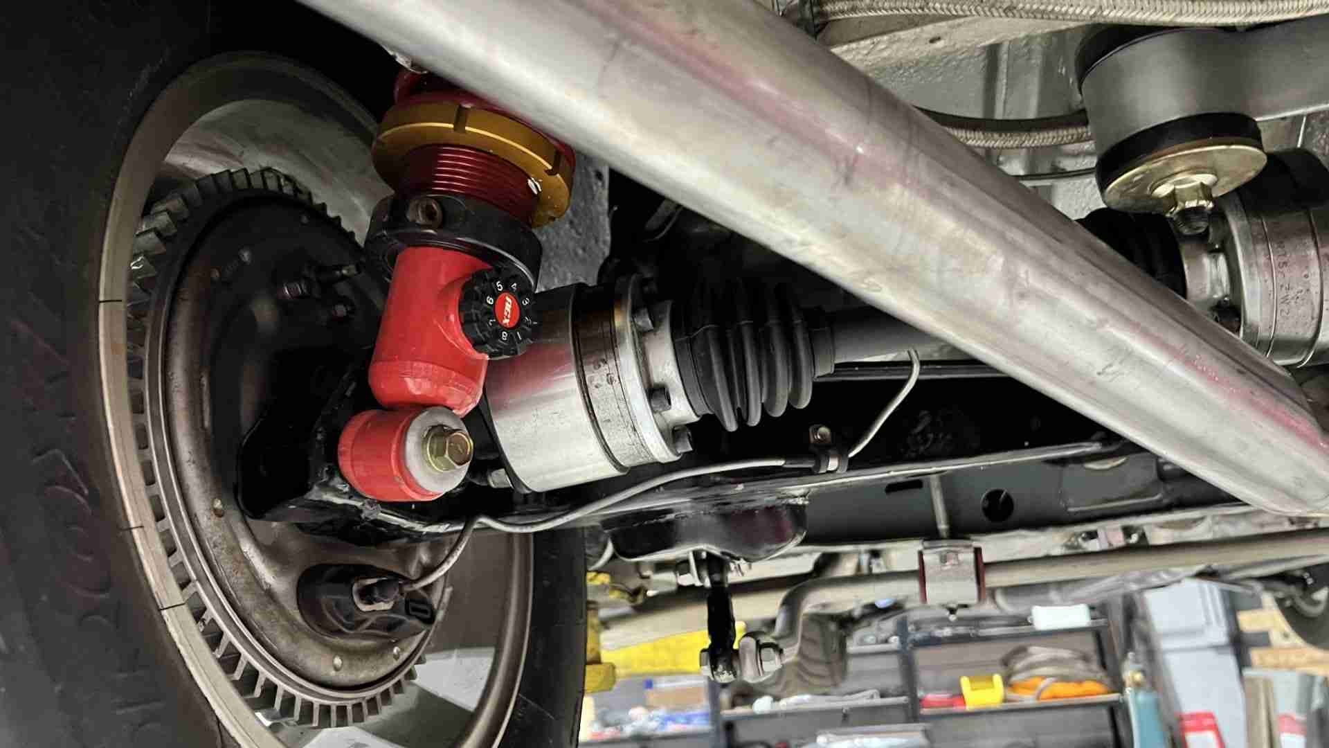 1971 Datsun 510 Street / Track- 220HP 2.3L – Mikuni Carb 44MM – Full Build – 40 years 1 Owner full