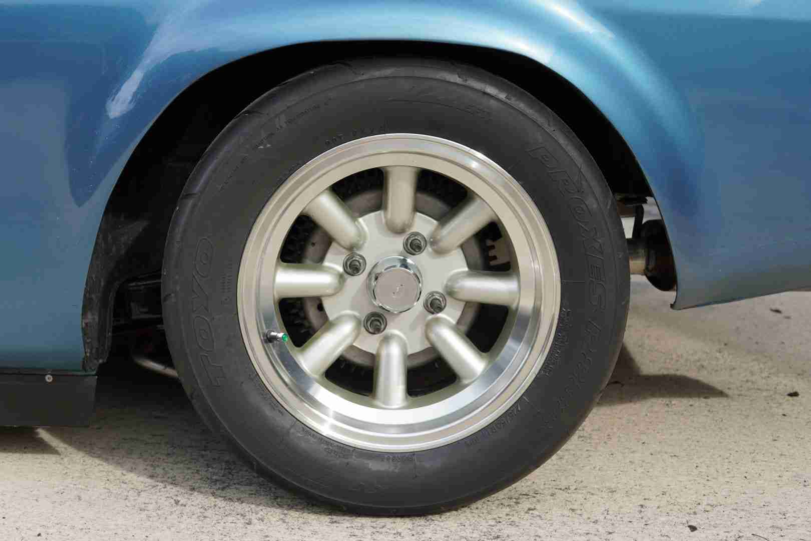 1971 Datsun 510 Street / Track- 220HP 2.3L – Mikuni Carb 44MM – Full Build – 40 years 1 Owner full