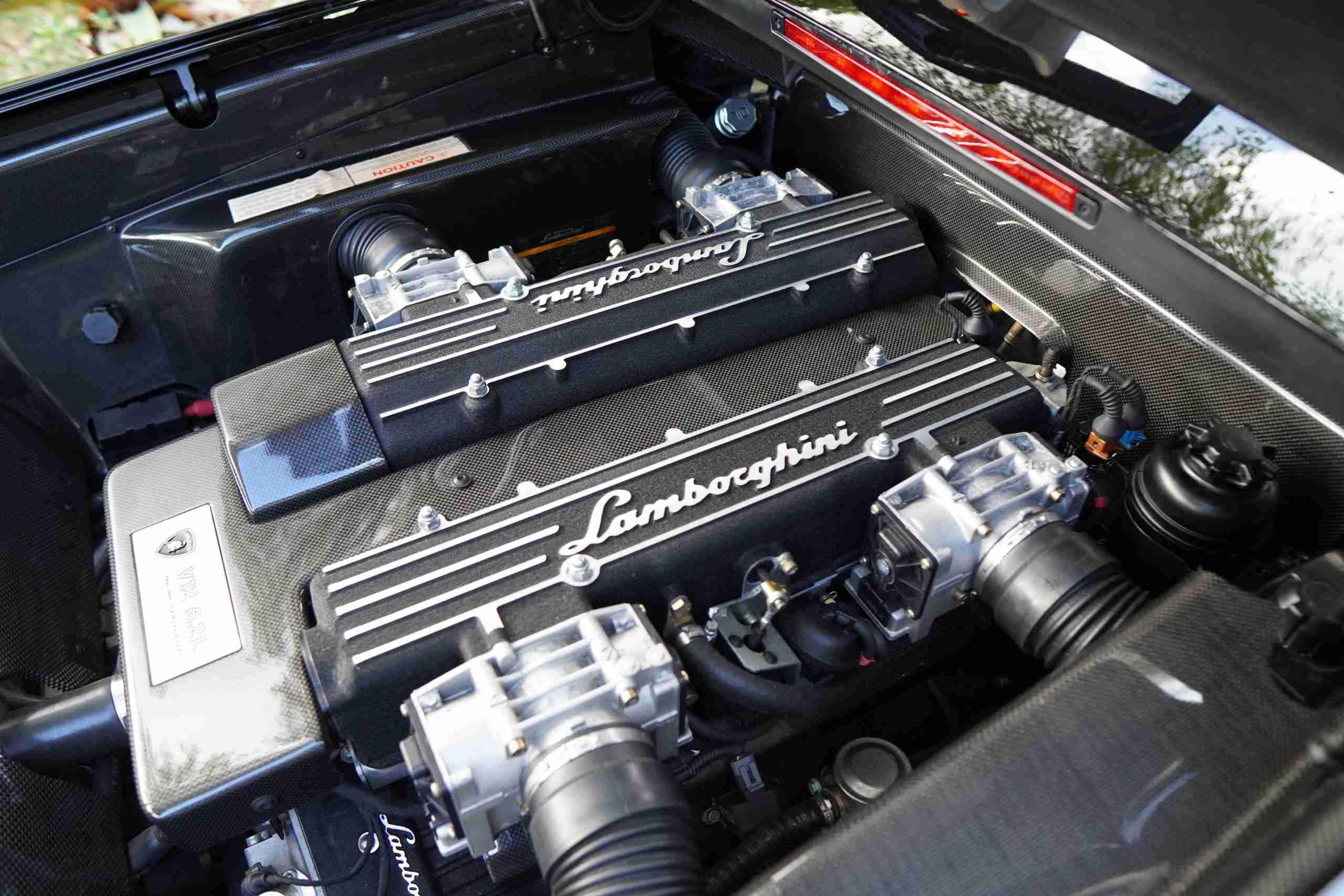 2004 Lamborghini Murcielago Coupe Only 6K Miles- Mint Condition- Desirable Color Combo- Front lift- Fully Serviced full