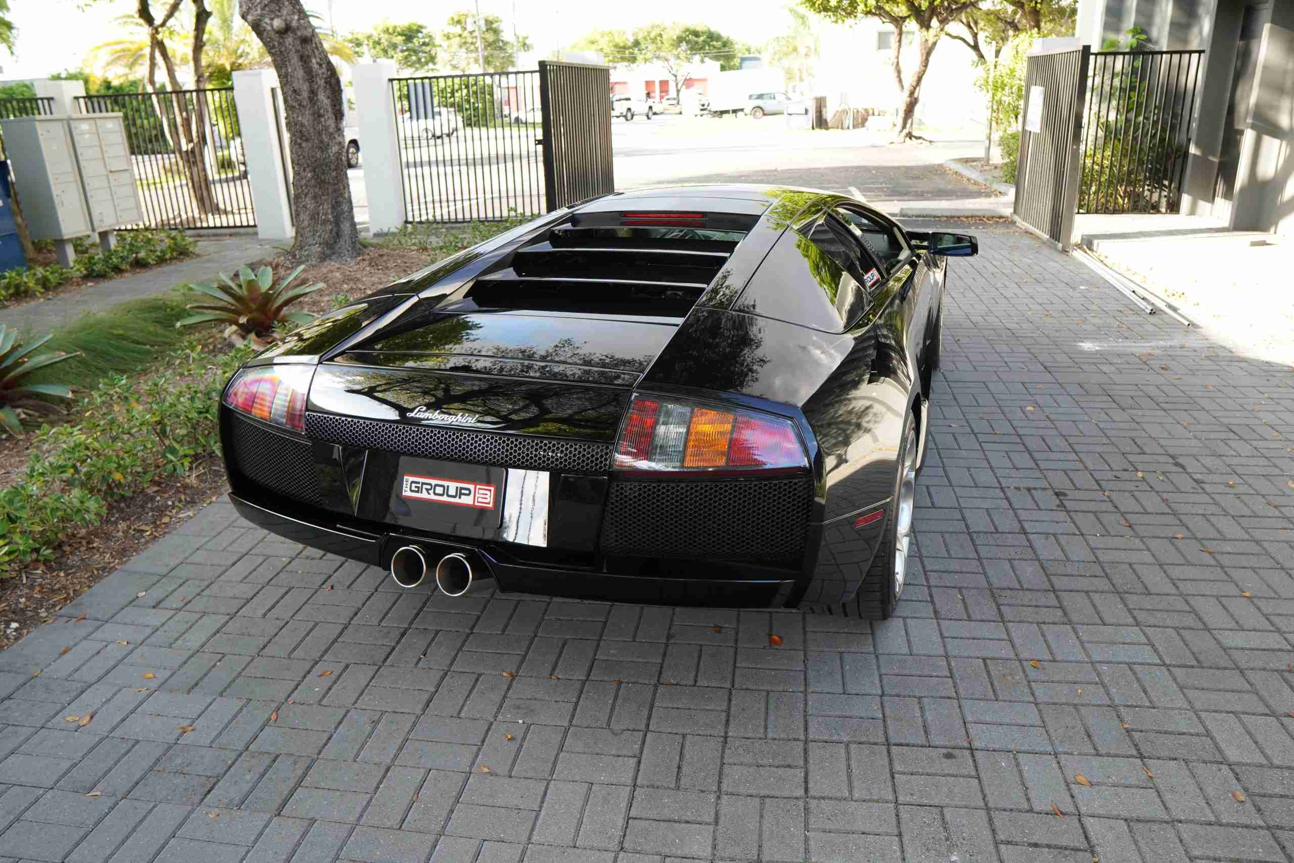 2004 Lamborghini Murcielago Coupe Only 6K Miles- Mint Condition- Desirable Color Combo- Front lift- Fully Serviced full