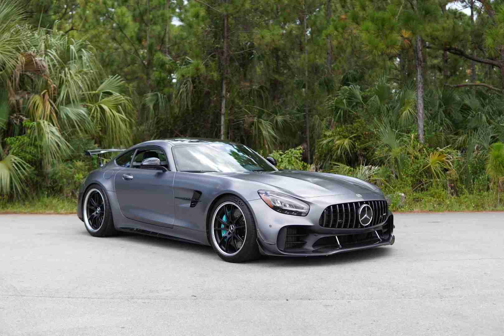 2020 Mercedes-Benz AMG GTR 200MPH Super Car – GTR PRO Bumpers Spoilers – 12k Miles – 1 Owner – 600HP full