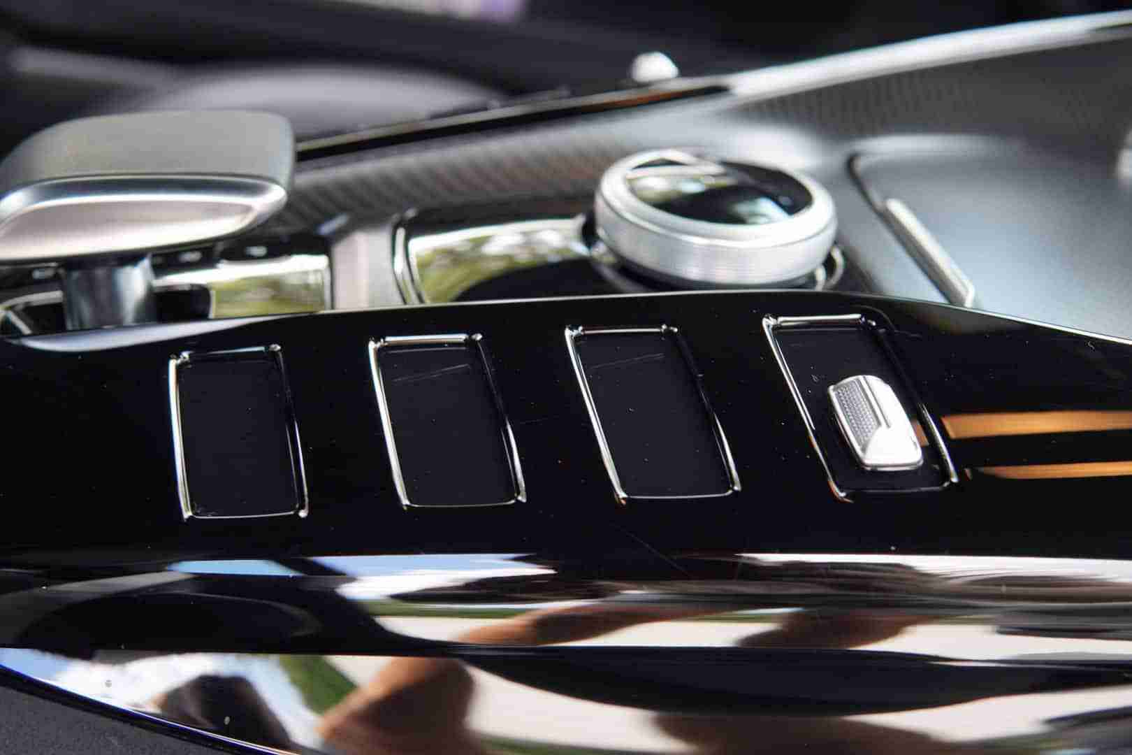 2020 Mercedes-Benz AMG GTR 200MPH Super Car – GTR PRO Bumpers Spoilers – 12k Miles – 1 Owner – 600HP full