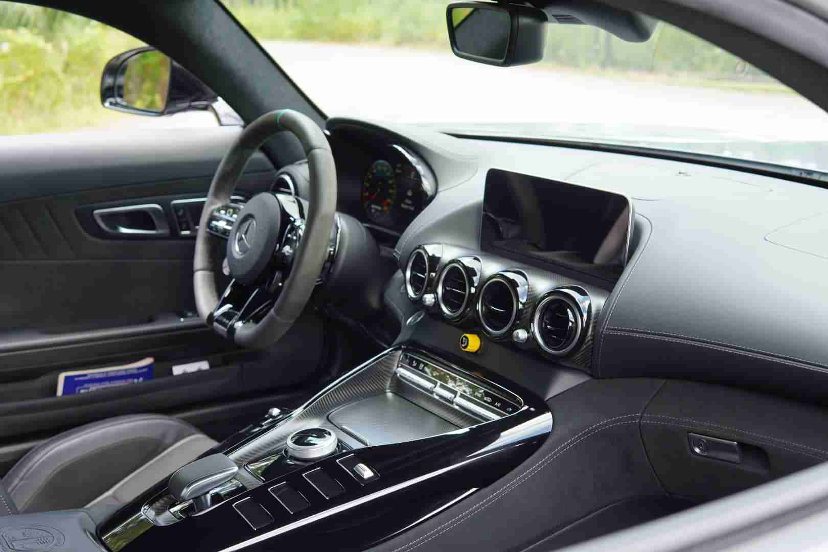 2020 Mercedes-Benz AMG GTR 200MPH Super Car – GTR PRO Bumpers Spoilers – 12k Miles – 1 Owner – 600HP full