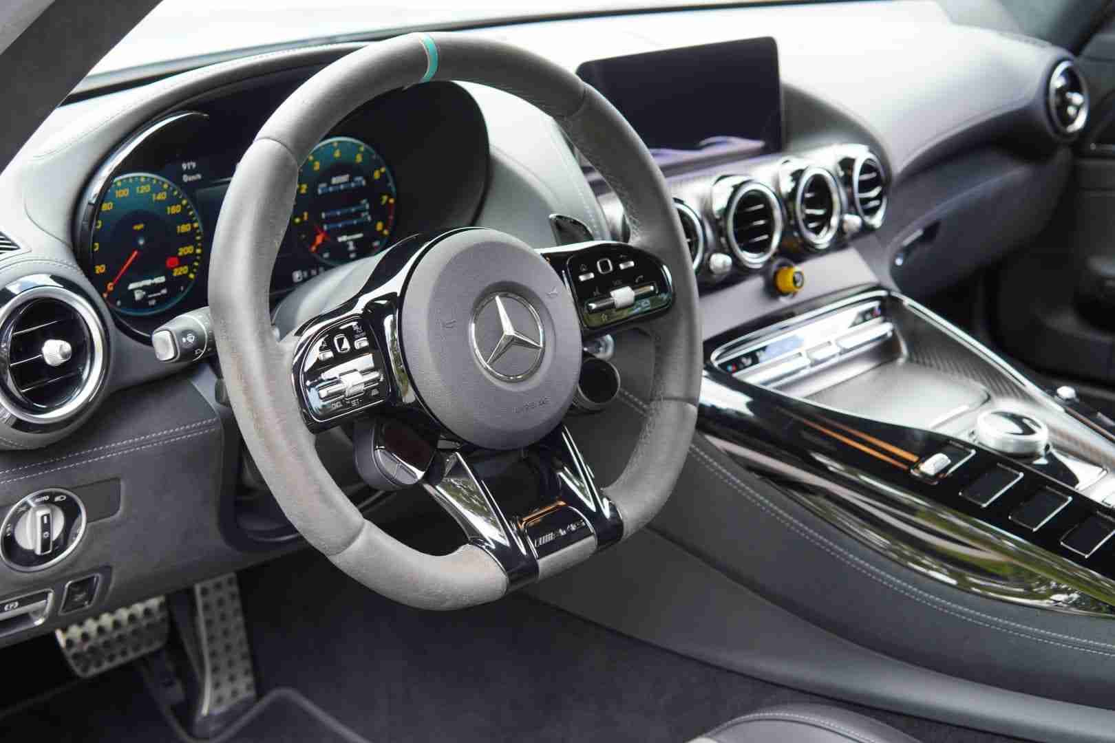 2020 Mercedes-Benz AMG GTR 200MPH Super Car – GTR PRO Bumpers Spoilers – 12k Miles – 1 Owner – 600HP full