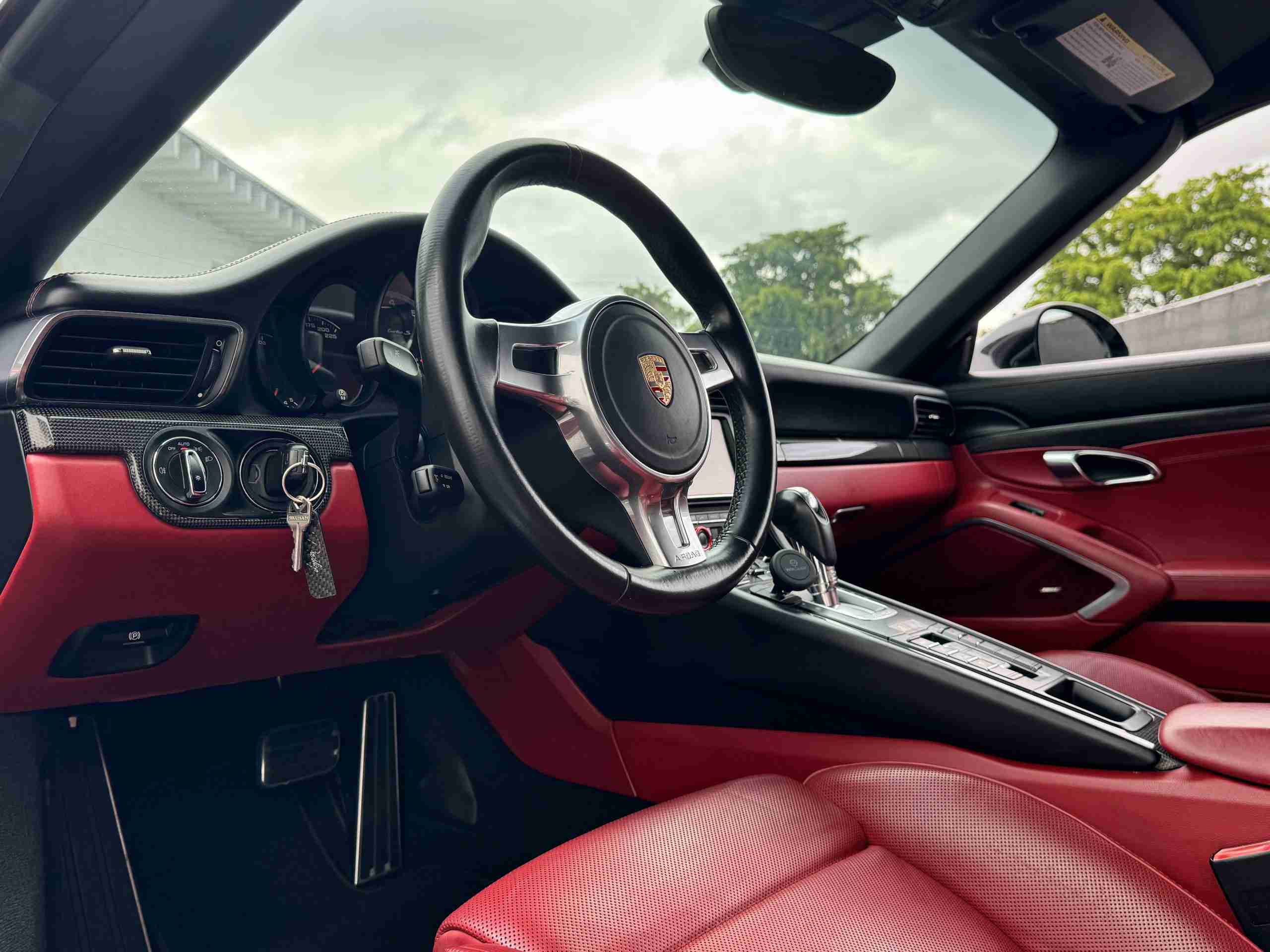 2014 Porsche 911 991 Turbo S $196k sticker  700+ Hp $25k in upgrades HRE Wheels  Full XPEL Stealth PPF full