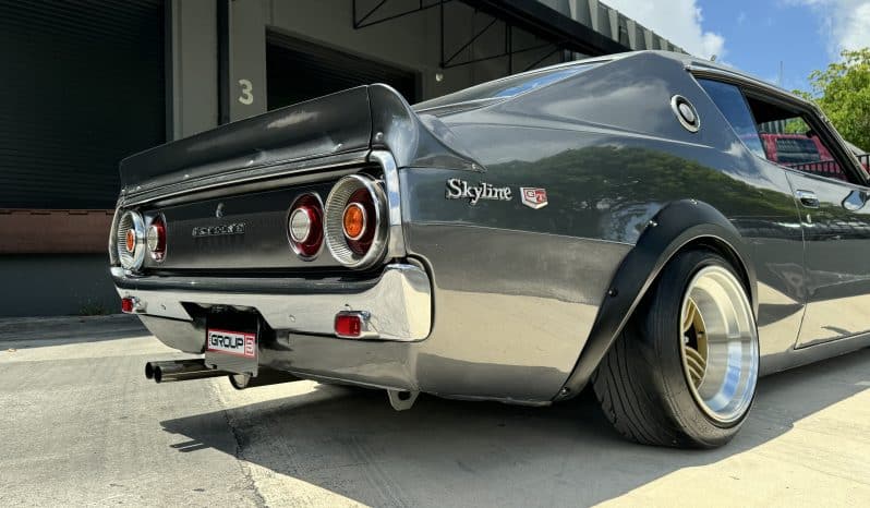 
 1976 Nissan Skyline KGC110- 2000GTX- KENMERI – 3.0L- Mikuni Carbs- Z32 Brakes – Coilovers- AC full									