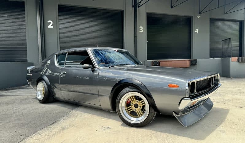 
 1976 Nissan Skyline KGC110- 2000GTX- KENMERI – 3.0L- Mikuni Carbs- Z32 Brakes – Coilovers- AC full									