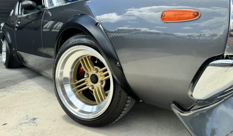 
 1976 Nissan Skyline KGC110- 2000GTX- KENMERI – 3.0L- Mikuni Carbs- Z32 Brakes – Coilovers- AC full									