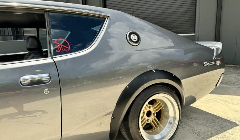 
 1976 Nissan Skyline KGC110- 2000GTX- KENMERI – 3.0L- Mikuni Carbs- Z32 Brakes – Coilovers- AC full									