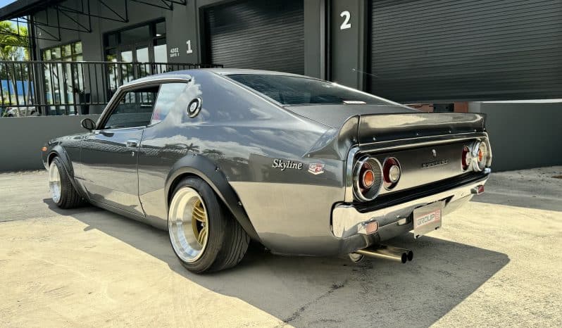 
 1976 Nissan Skyline KGC110- 2000GTX- KENMERI – 3.0L- Mikuni Carbs- Z32 Brakes – Coilovers- AC full									