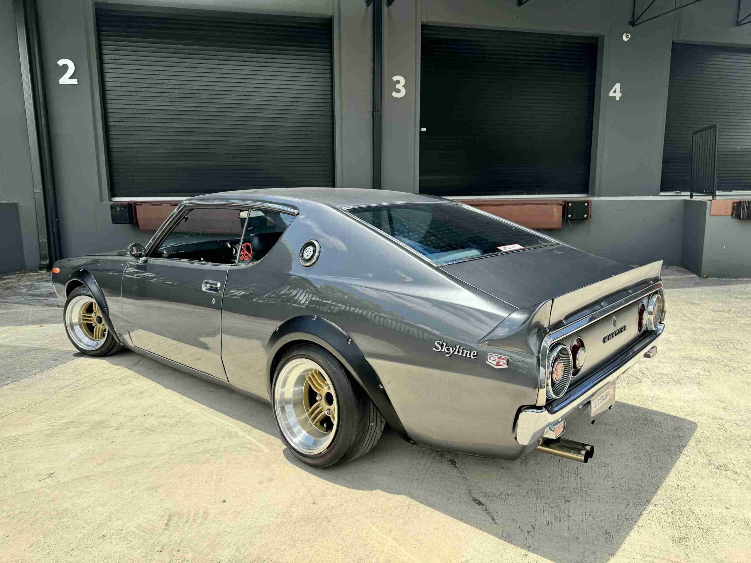 1976 Nissan Skyline KGC110- 2000GTX- KENMERI – 3.0L- Mikuni Carbs- Z32 Brakes – Coilovers- AC full