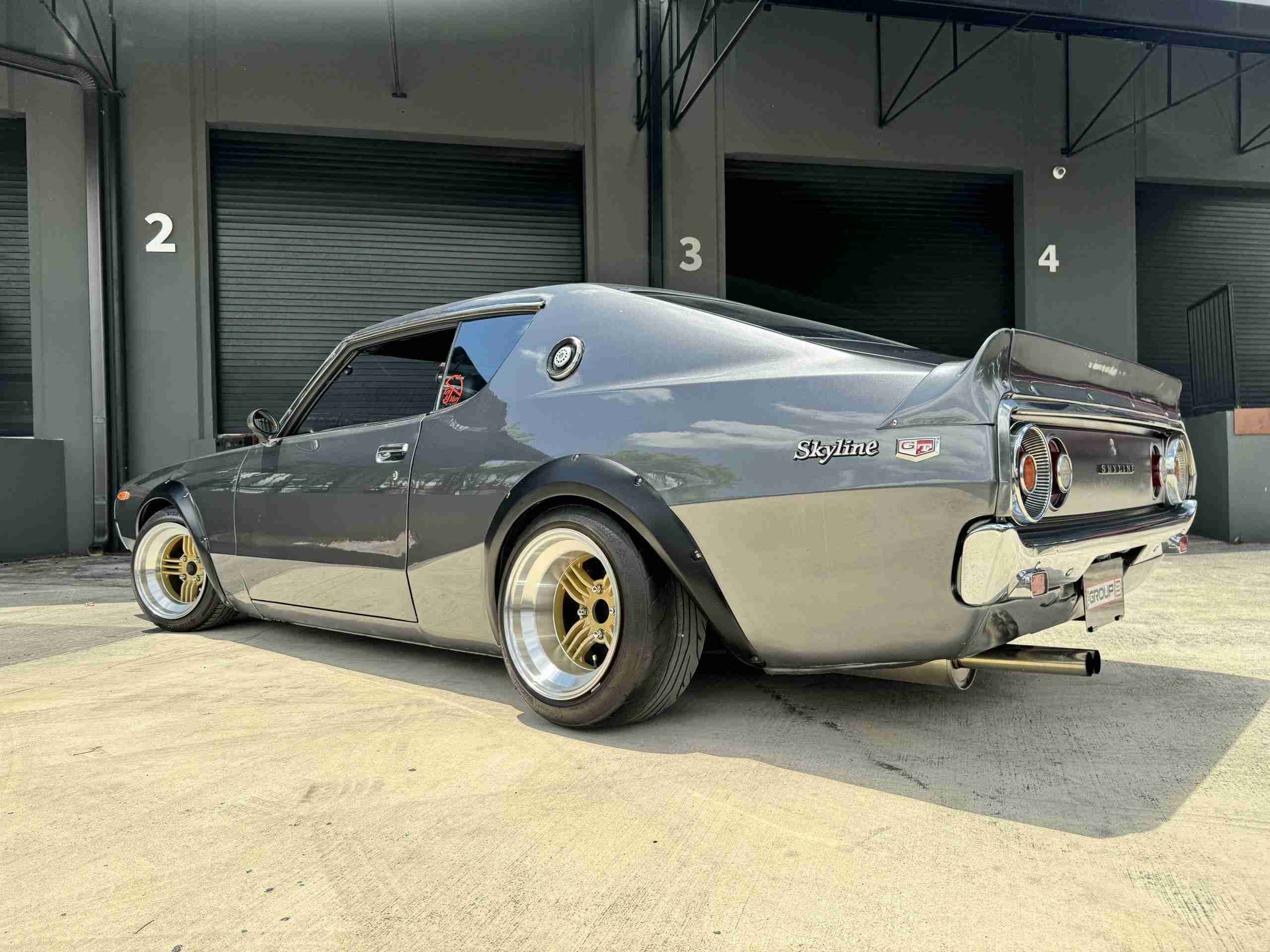 1976 Nissan Skyline KGC110- 2000GTX- KENMERI – 3.0L- Mikuni Carbs- Z32 Brakes – Coilovers- AC full