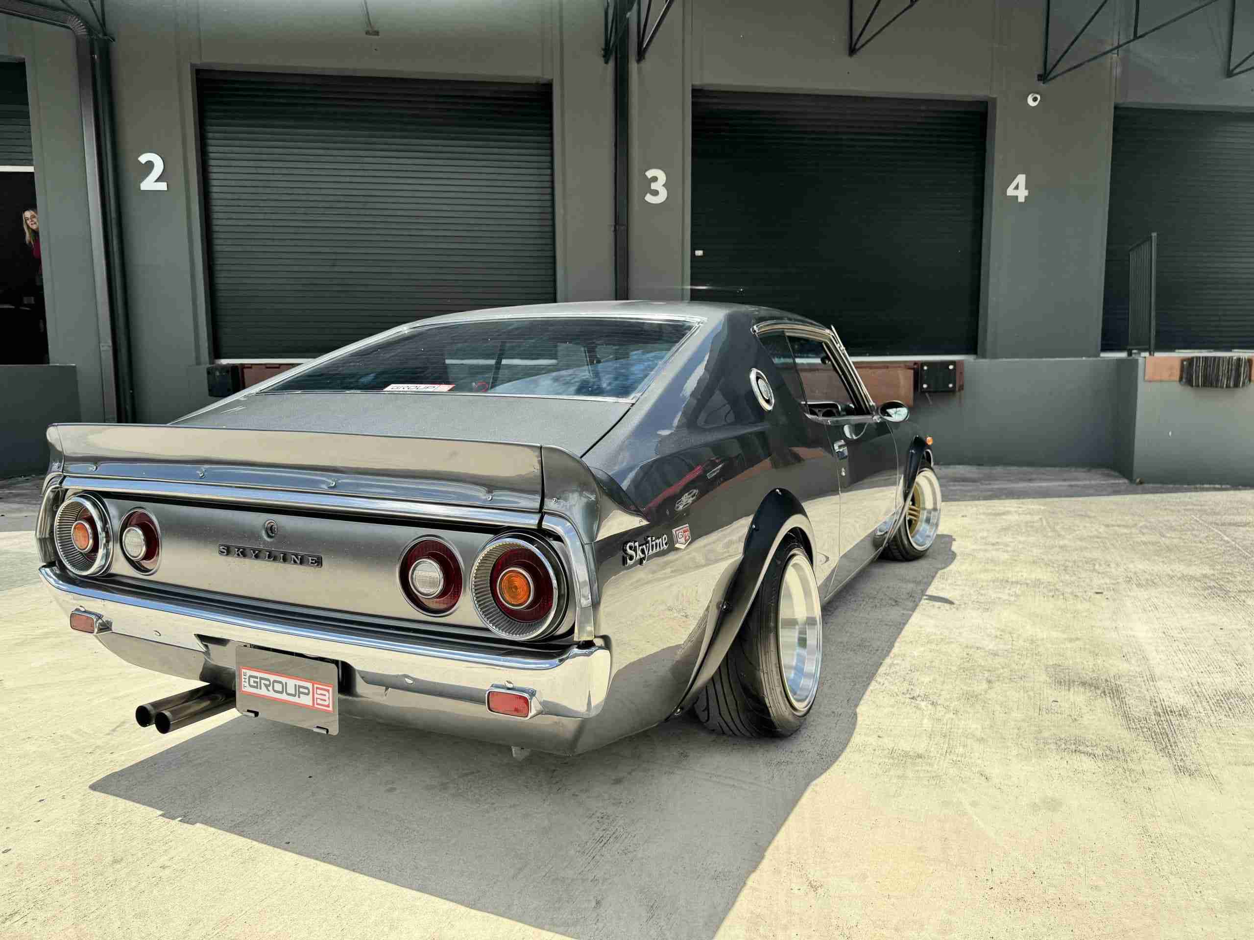 1976 Nissan Skyline KGC110- 2000GTX- KENMERI – 3.0L- Mikuni Carbs- Z32 Brakes – Coilovers- AC full
