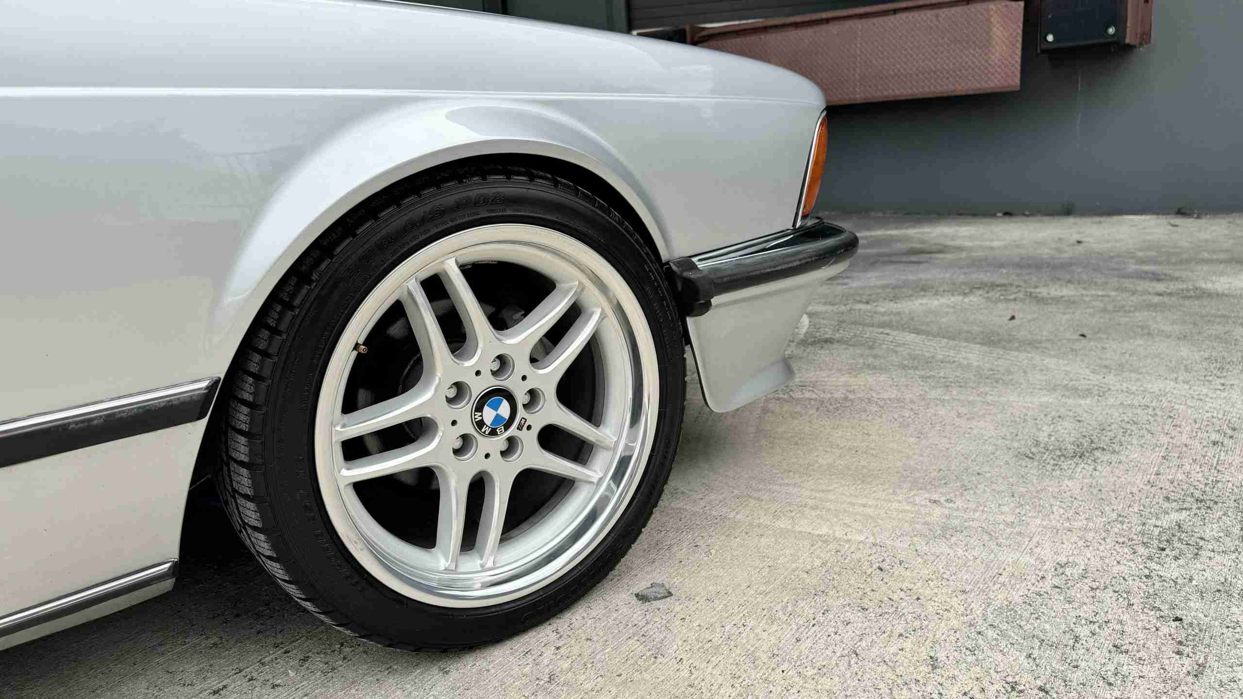 1982 BMW 635CSI Euro E24 M90 Motor – Dog Leg Manual – 265HP – Enthusiast Owned and Upgraded full