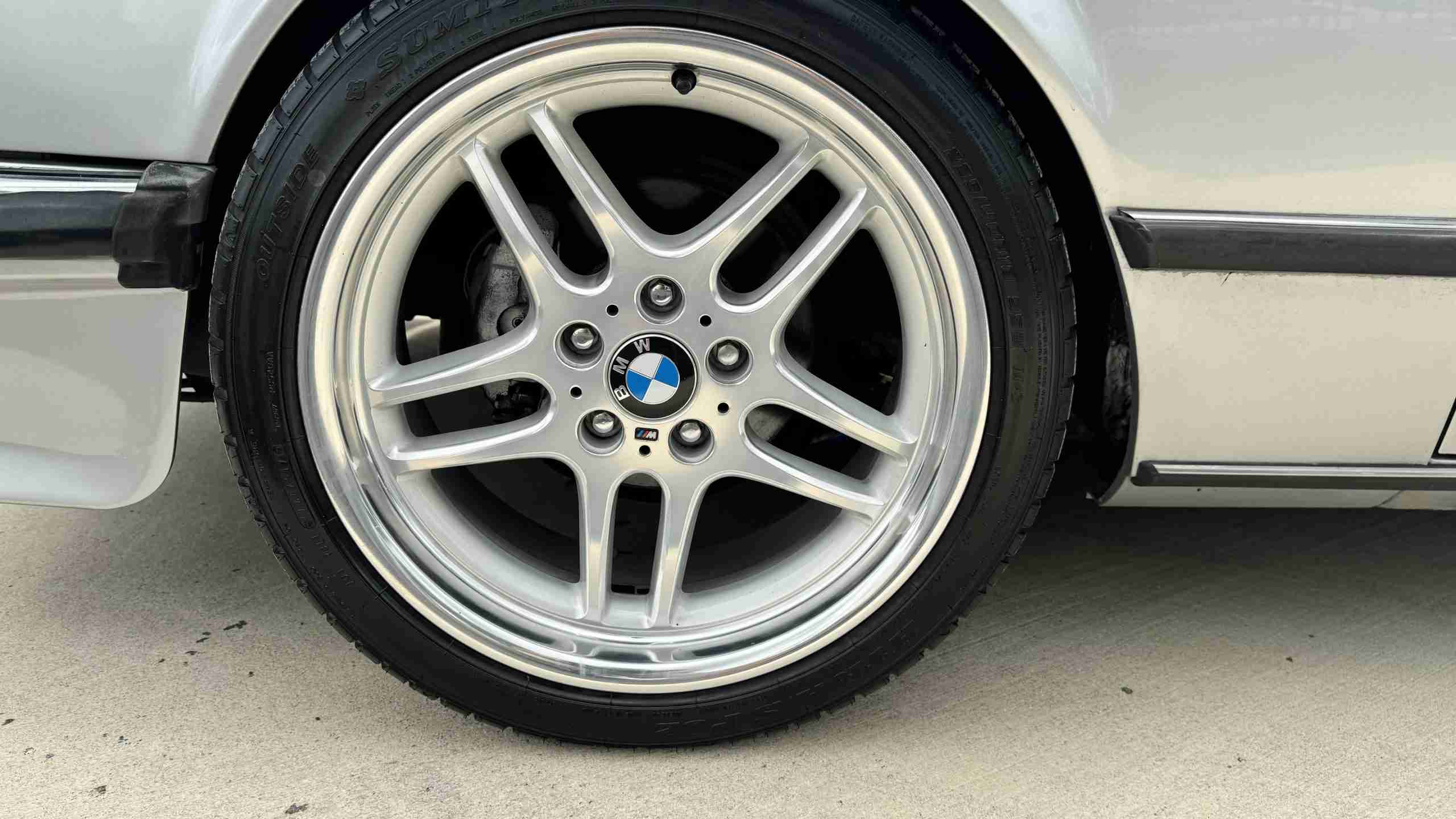 1982 BMW 635CSI Euro E24 M90 Motor – Dog Leg Manual – 265HP – Enthusiast Owned and Upgraded full