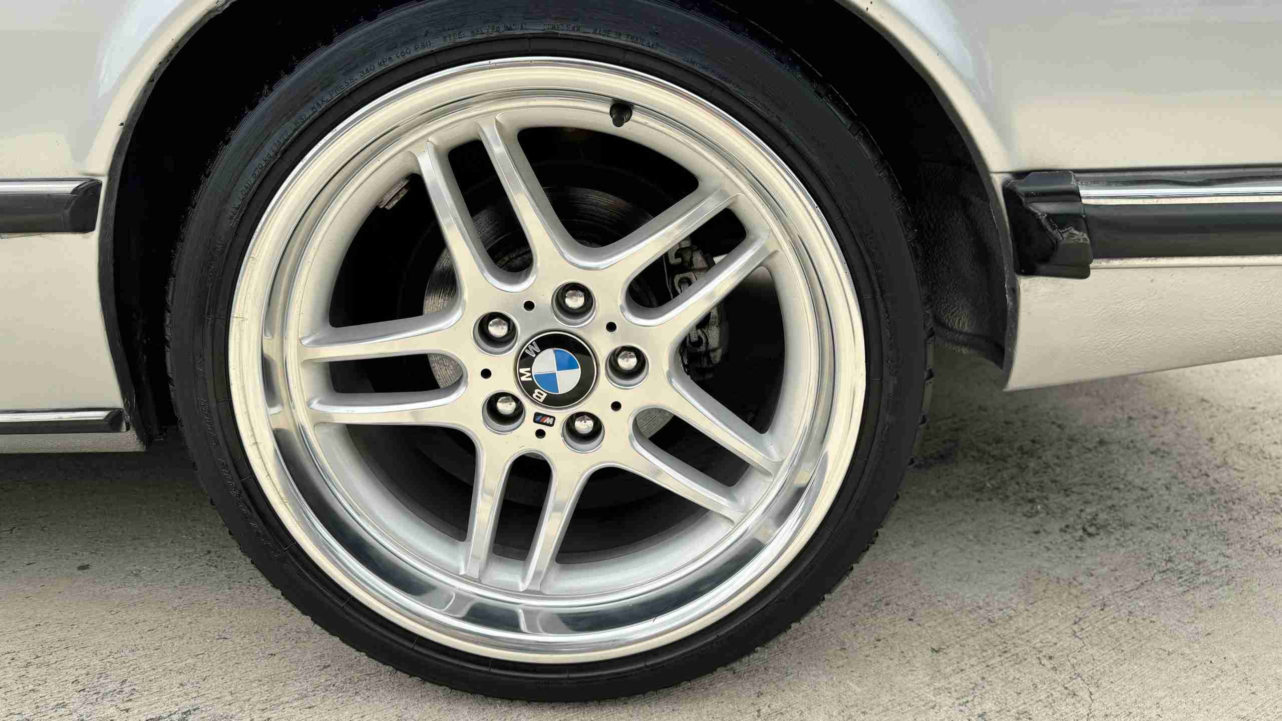 1982 BMW 635CSI Euro E24 M90 Motor – Dog Leg Manual – 265HP – Enthusiast Owned and Upgraded full