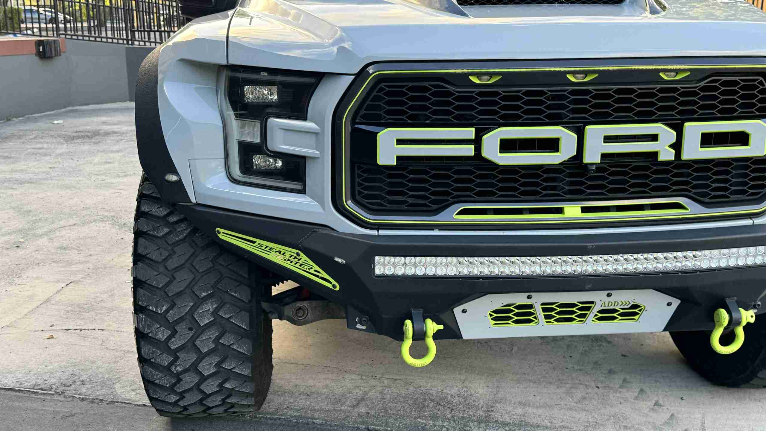 2017 Ford F-150 Raptor Widebody 600 HP- Hybrid Turbos -JRZ Coilovers – 8 Piston Brakes – $40k invested full