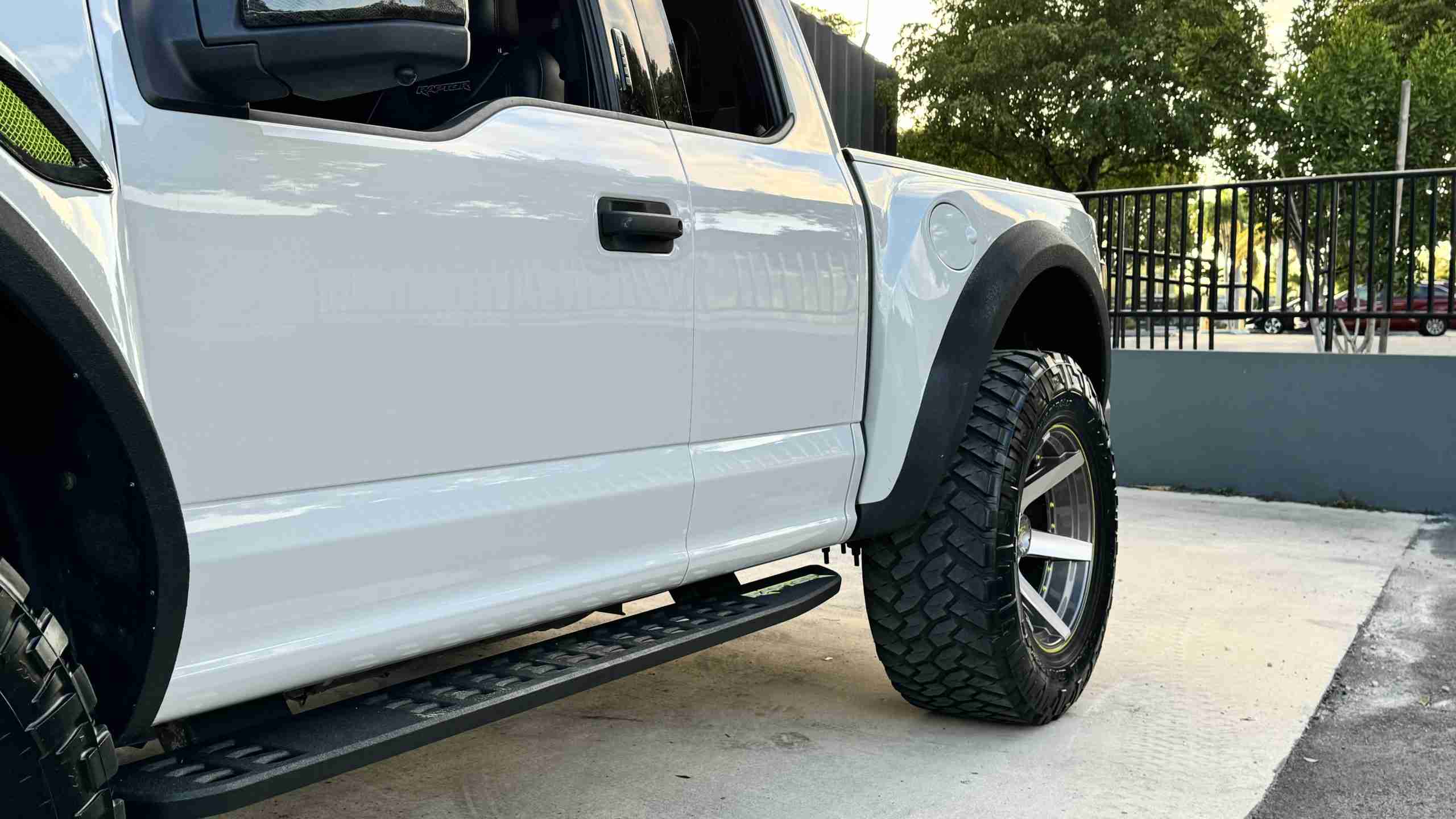 2017 Ford F-150 Raptor Widebody 600 HP- Hybrid Turbos -JRZ Coilovers – 8 Piston Brakes – $40k invested full