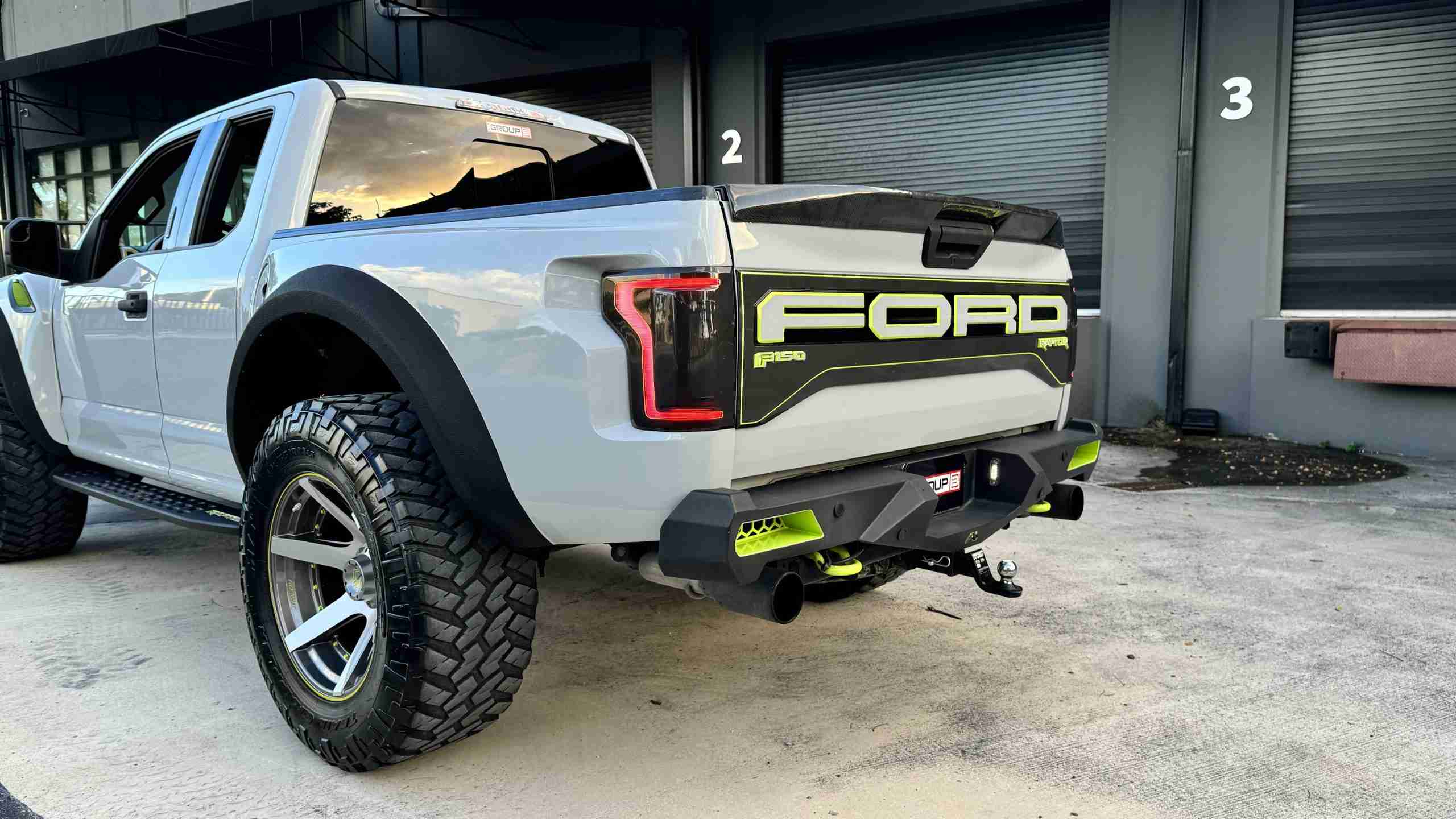 2017 Ford F-150 Raptor Widebody 600 HP- Hybrid Turbos -JRZ Coilovers – 8 Piston Brakes – $40k invested full