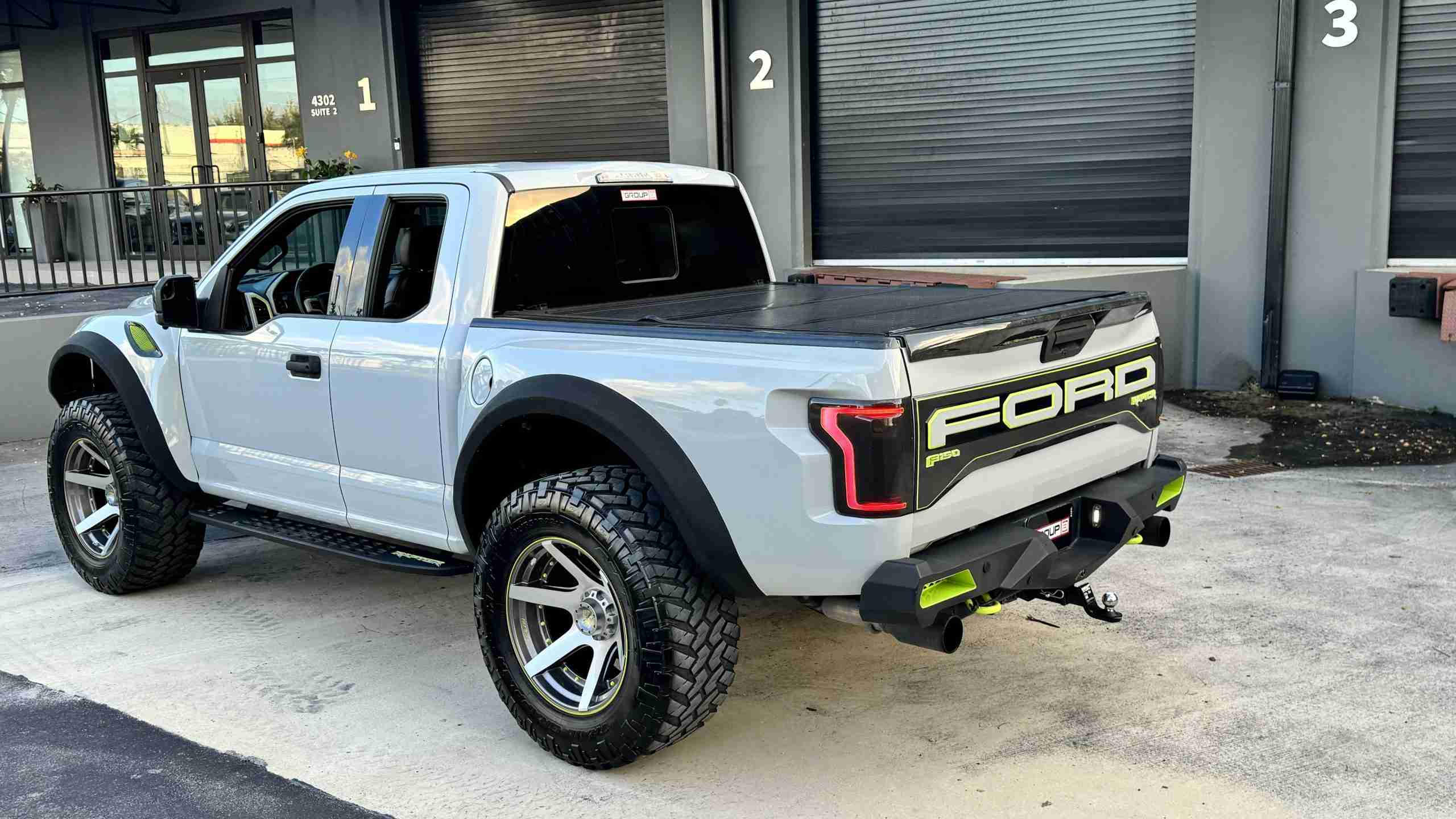 2017 Ford F-150 Raptor Widebody 600 HP- Hybrid Turbos -JRZ Coilovers – 8 Piston Brakes – $40k invested full