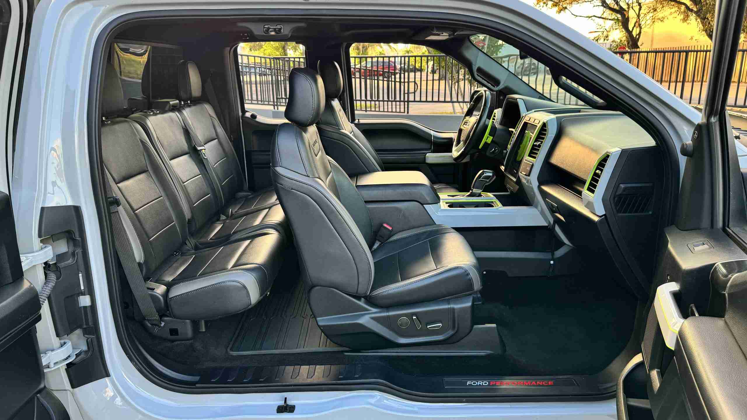 2017 Ford F-150 Raptor Widebody 600 HP- Hybrid Turbos -JRZ Coilovers – 8 Piston Brakes – $40k invested full