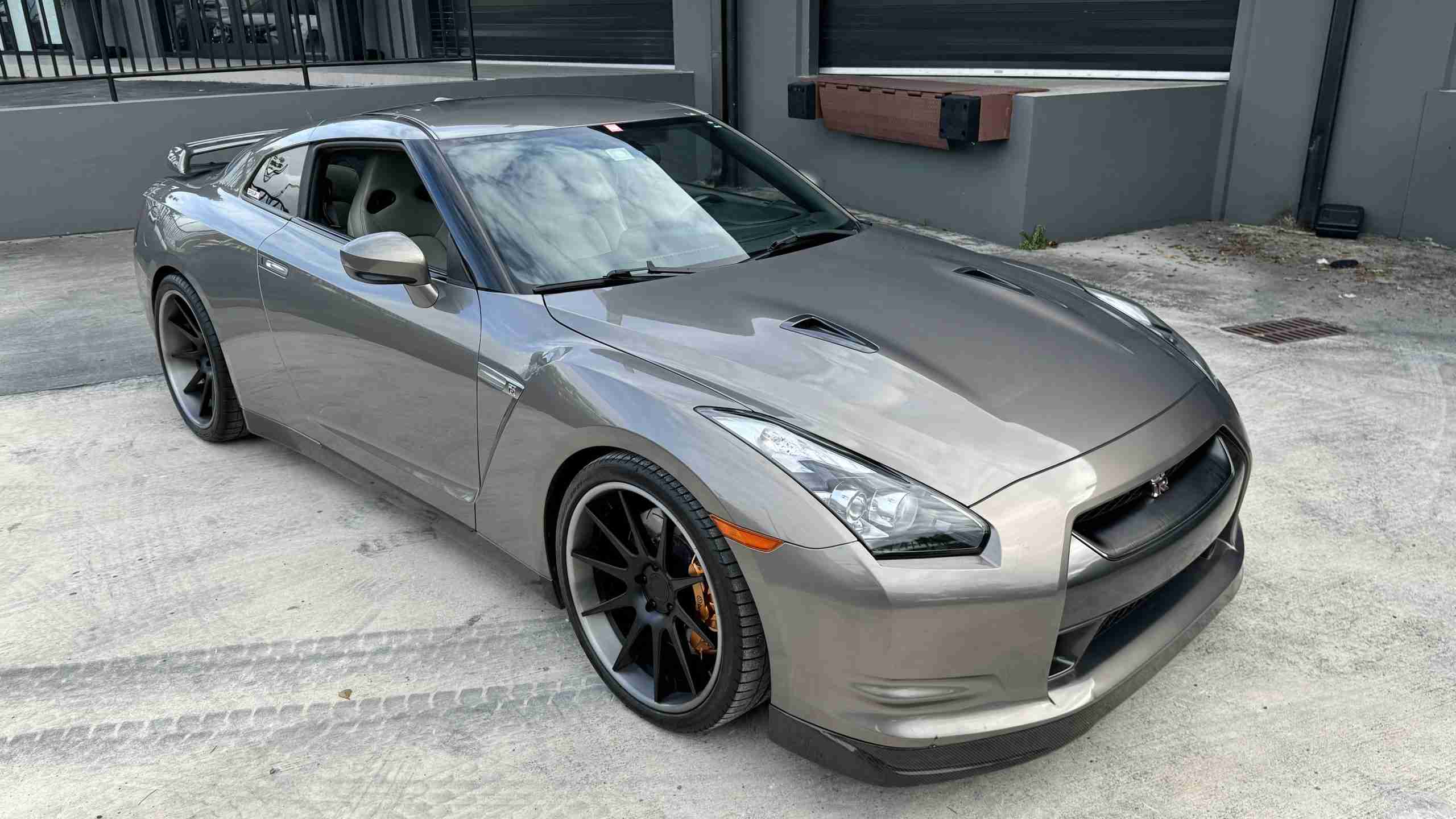2009 Nissan GT-R R35 1 Owner- 1 of 80 Worldwide – 31k miles – FULL BOLT ...