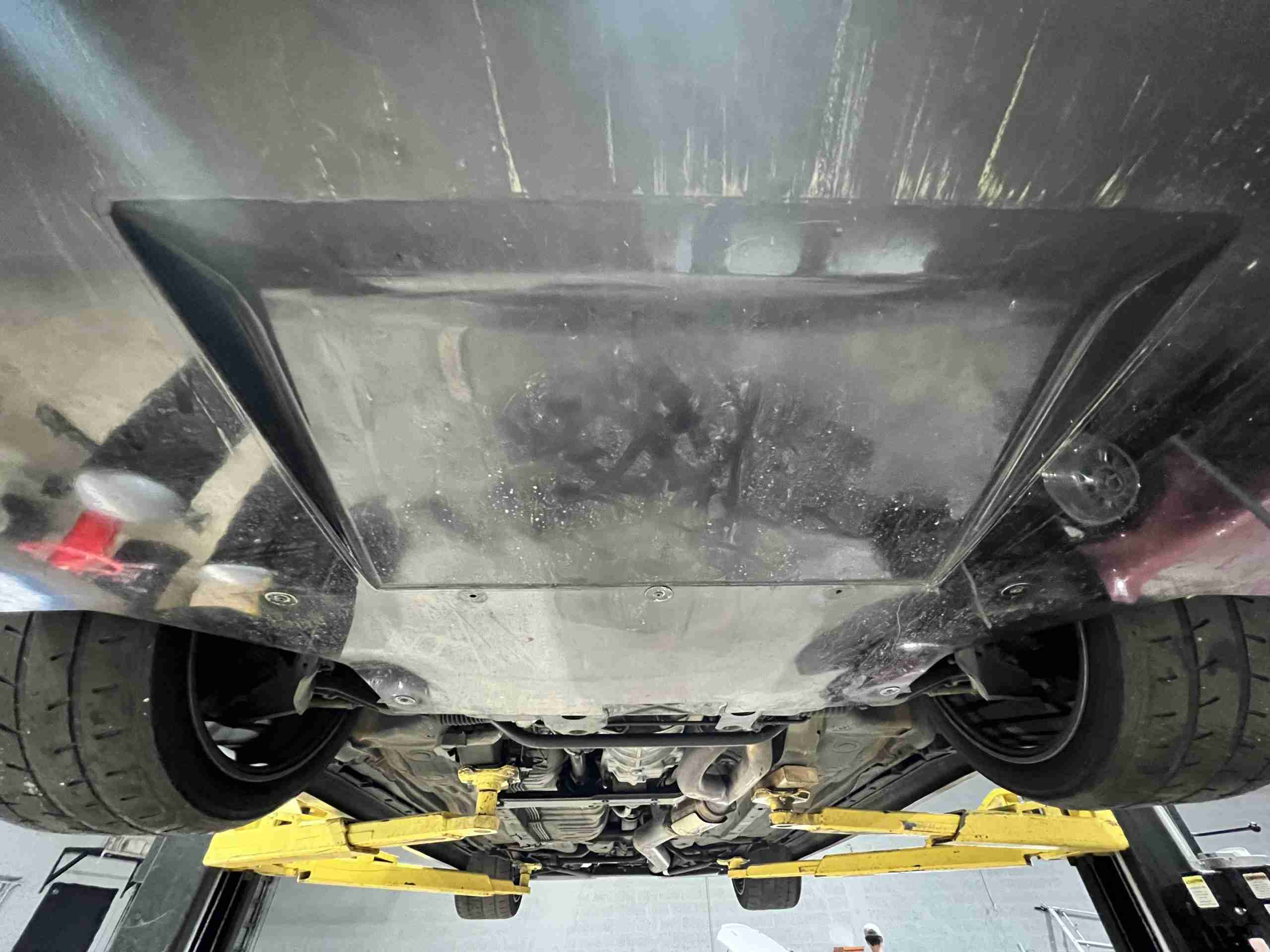 1995 Nissan Skyline GTR R33 VSPEC -Top Secret Aero – Big Twin Turbos – Ikeya Formula Suspension full